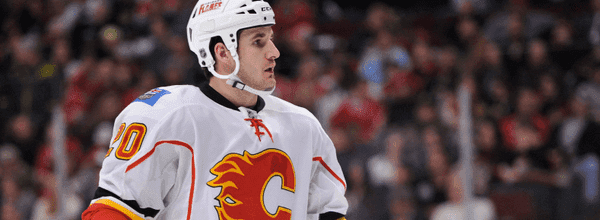 Crashing the Net: Glencross Leading the Flames