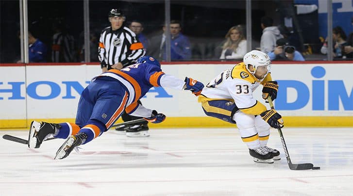 Nashville Predators trade Viktor Arvidsson to LA Kings