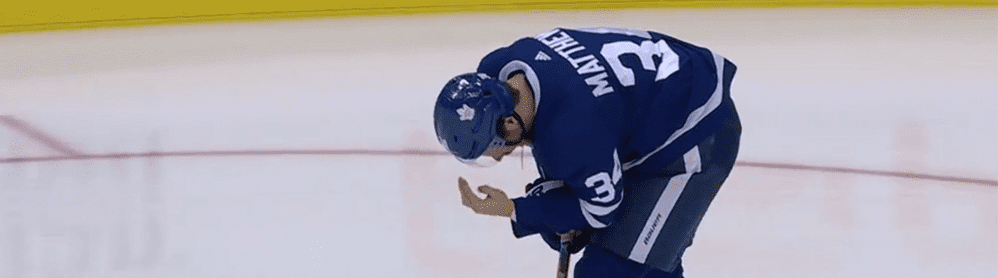 Auston Matthews suffers shoulder injury vs. Jets