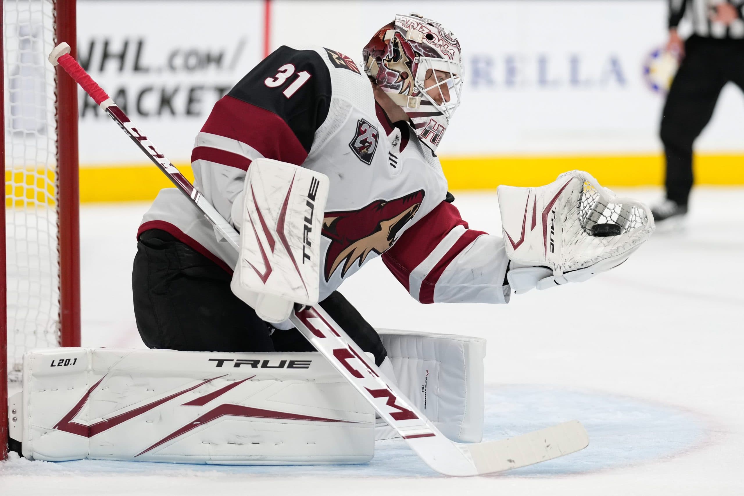Coyotes trade G Adin Hill to Sharks