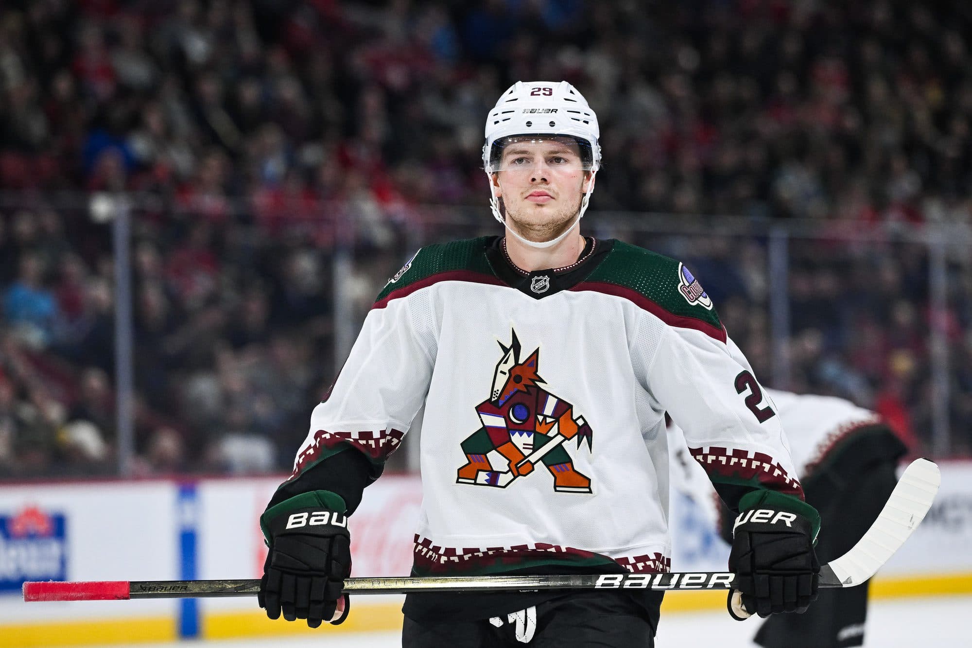 Utah HC re-signs center Barrett Hayton to two-year contract