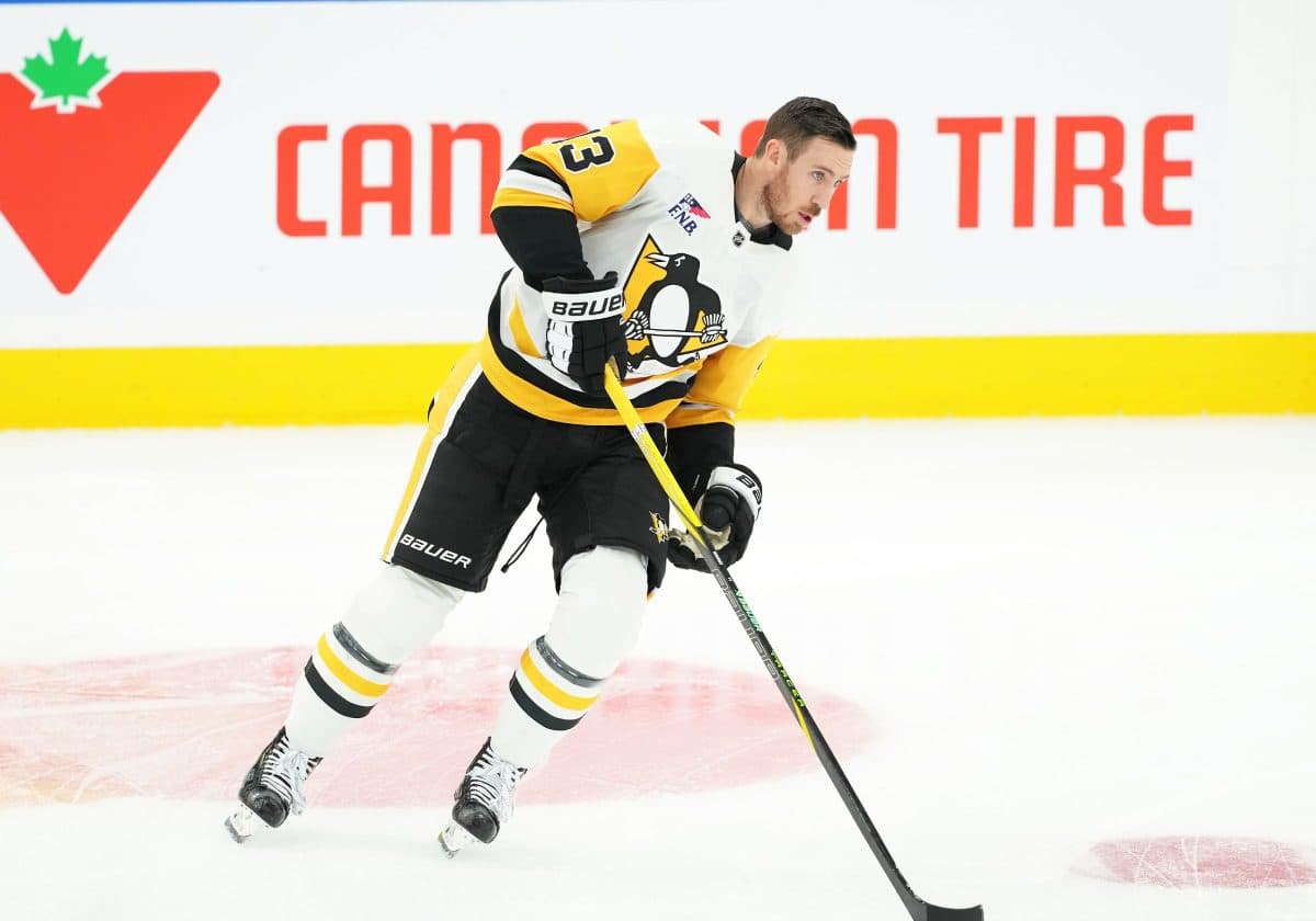 Penguins’ Kevin Hayes out with upper-body injury, to be re-evaluated in October