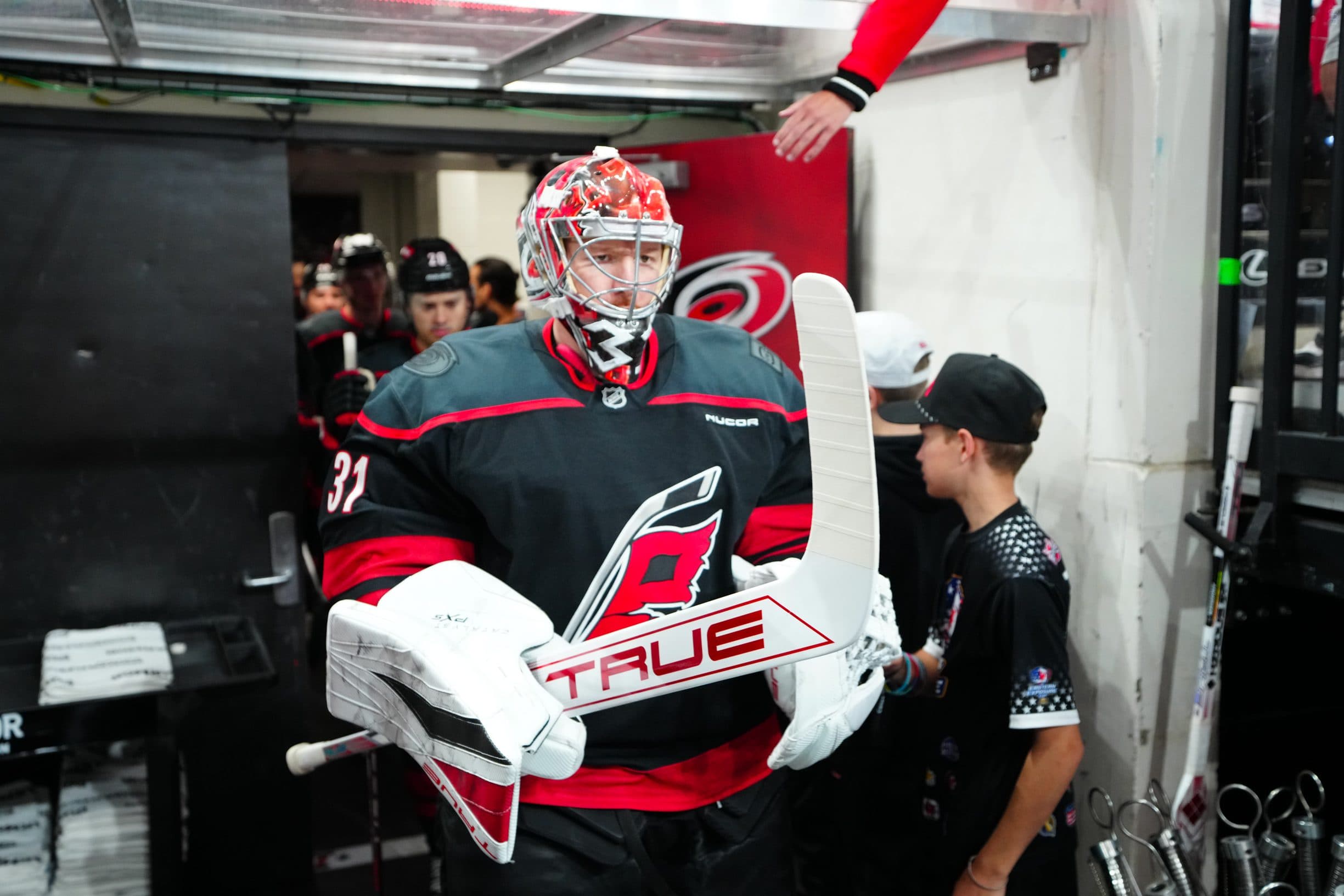 Carolina Hurricanes goaltender Frederik Andersen