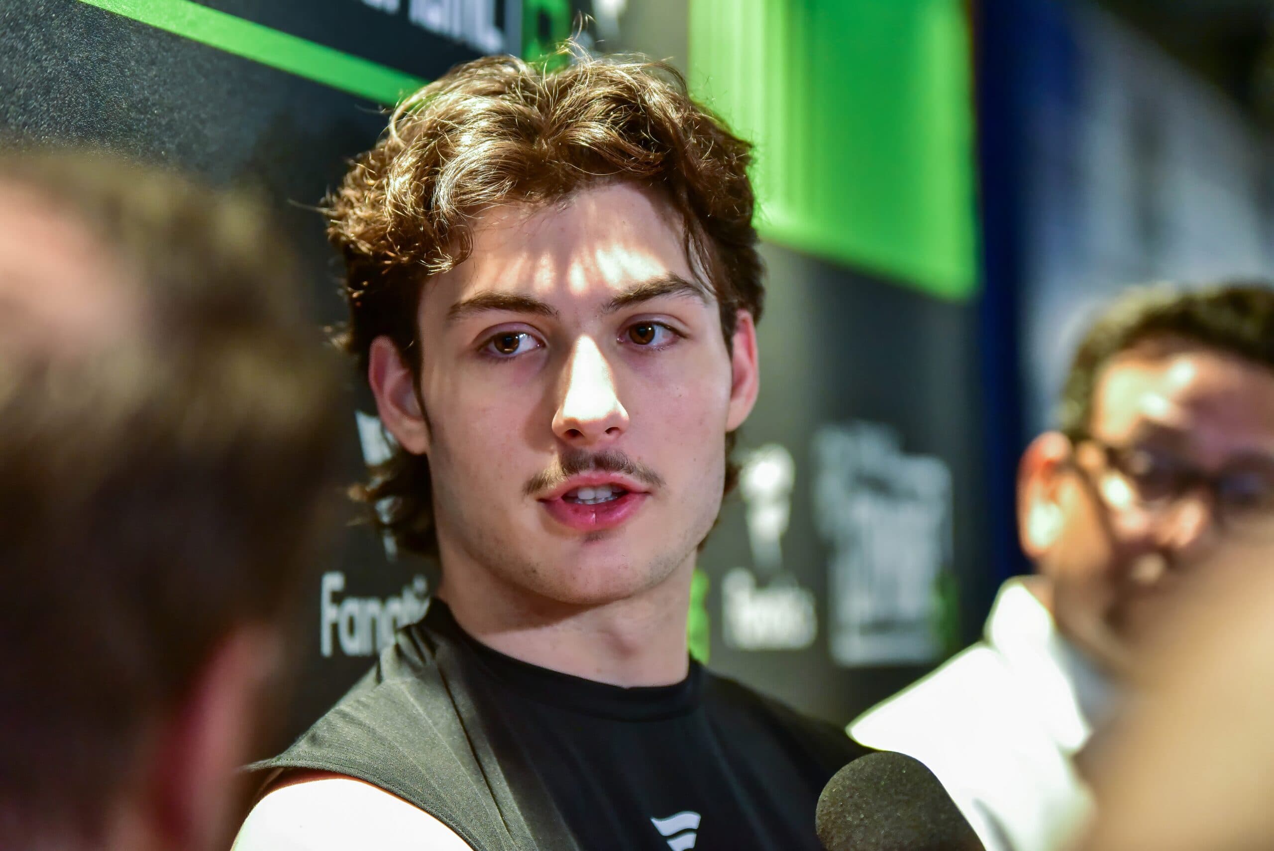 Capitals select Lynden Lakvoic No. 27 overall in 2025 NHL Draft