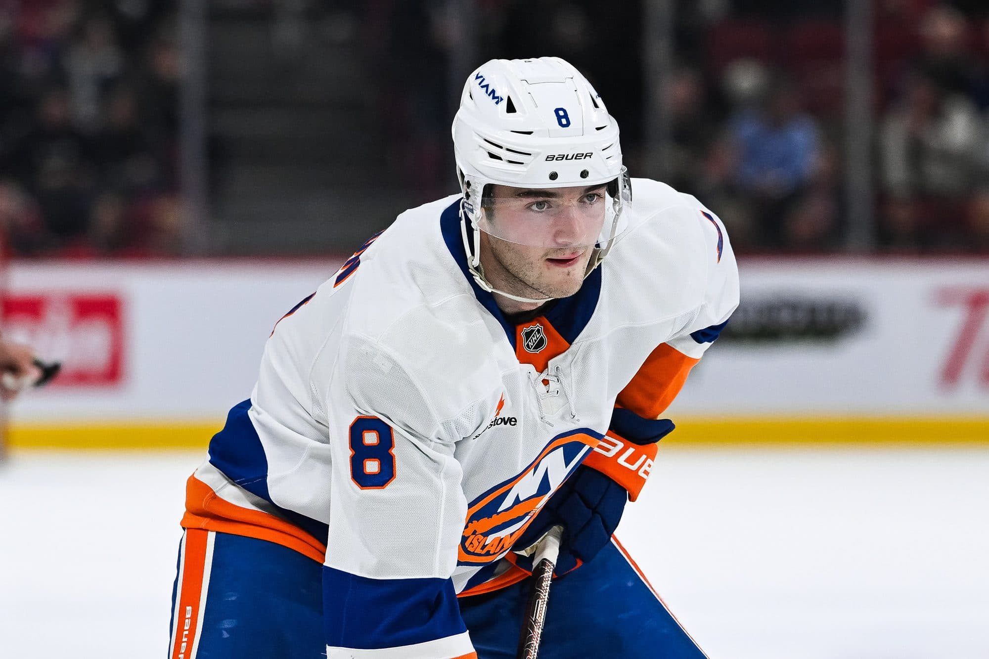 Canadiens acquire Noah Dobson from Islanders for two first-rounders, Emil Heineman