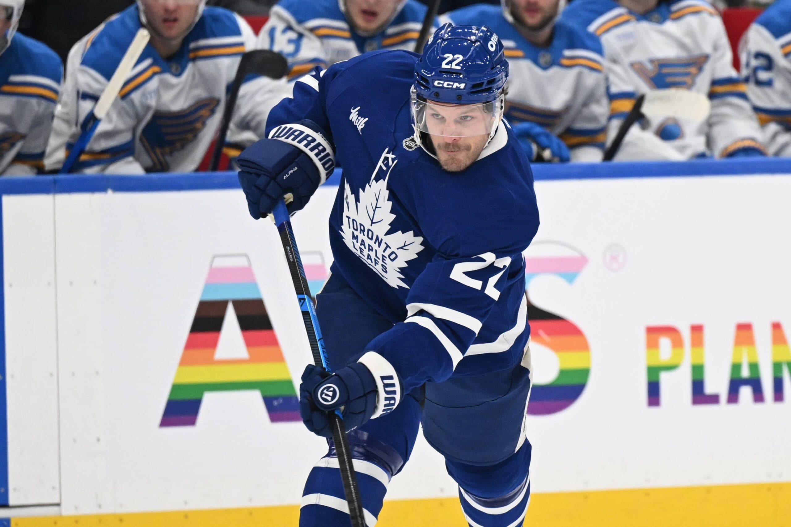 Leafs’ Jake McCabe leaves game against Canadiens with upper-body injury