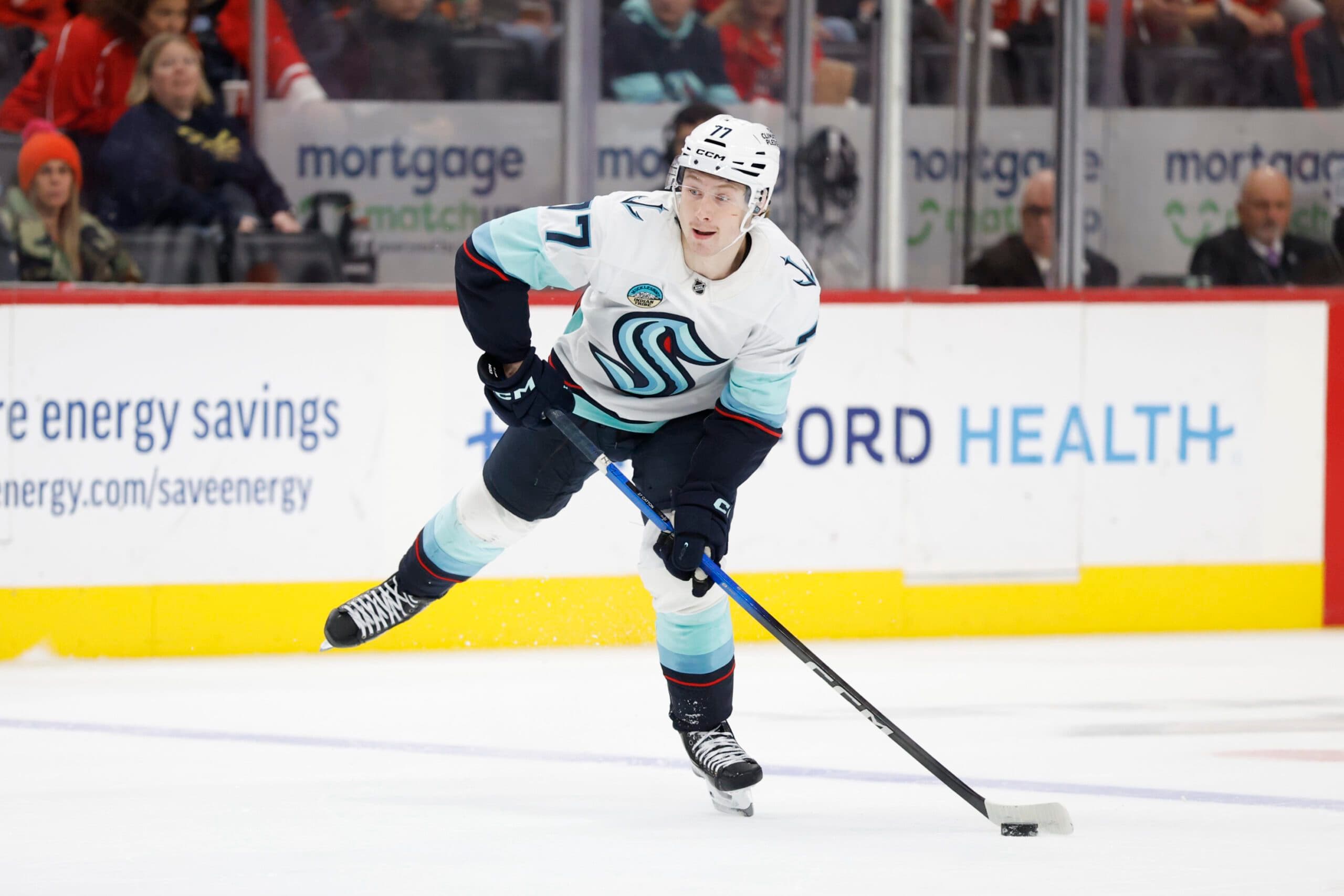 Catton's injury raises doubts about the possibility of him joining Team Canada for the World Juniors.