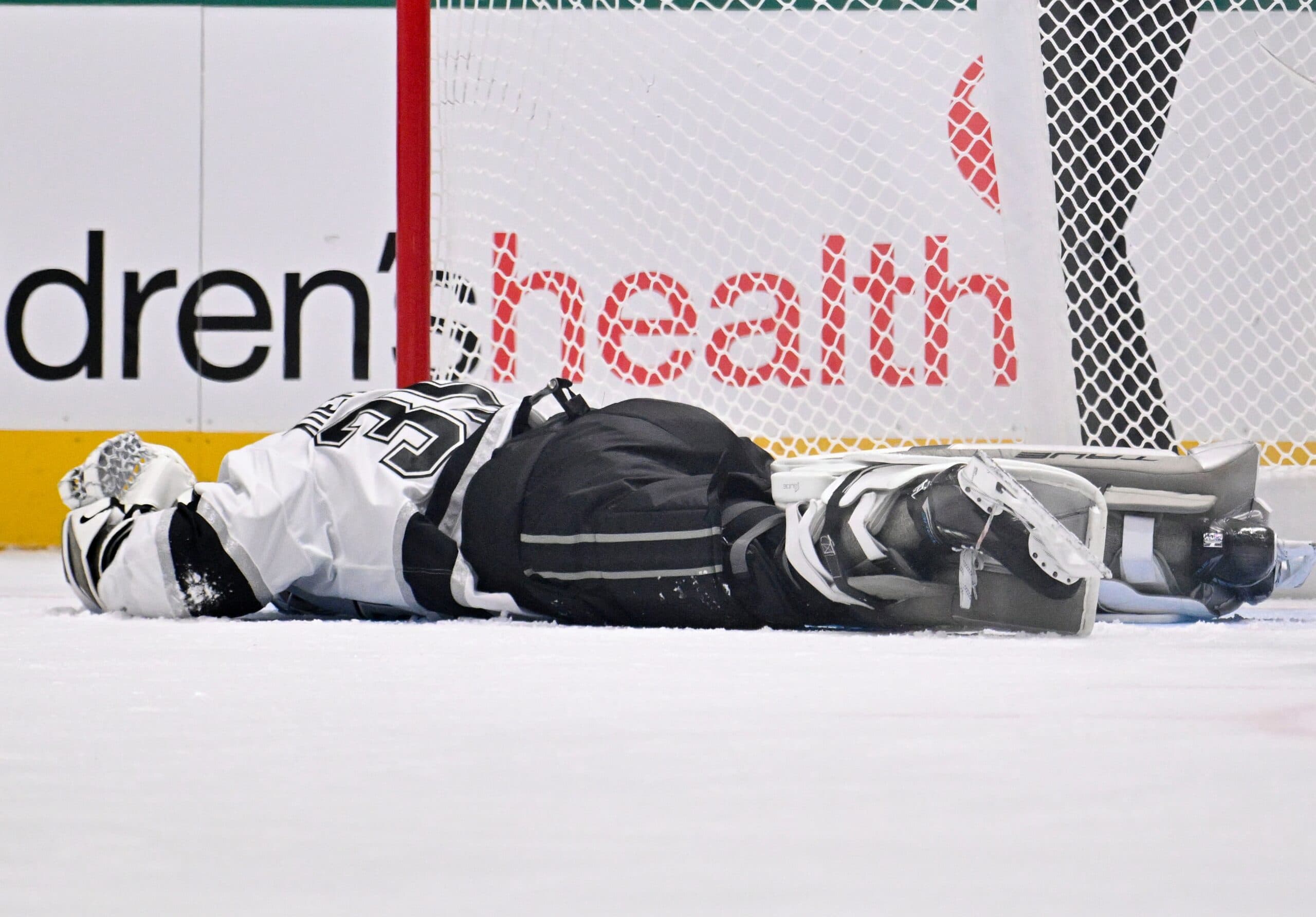 Kings place Darcy Kuemper on injured reserve