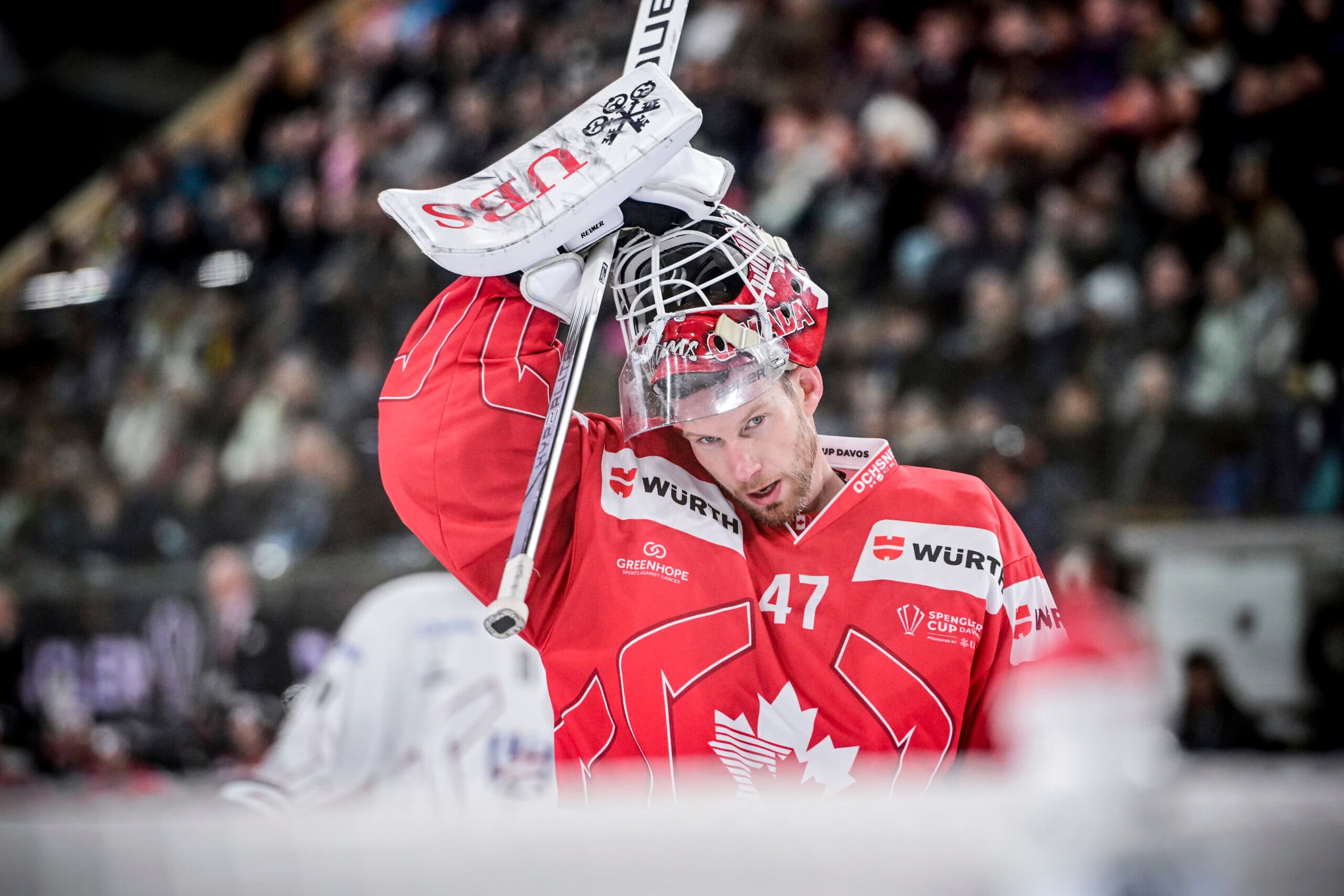 Senators sign James Reimer to one-year contract