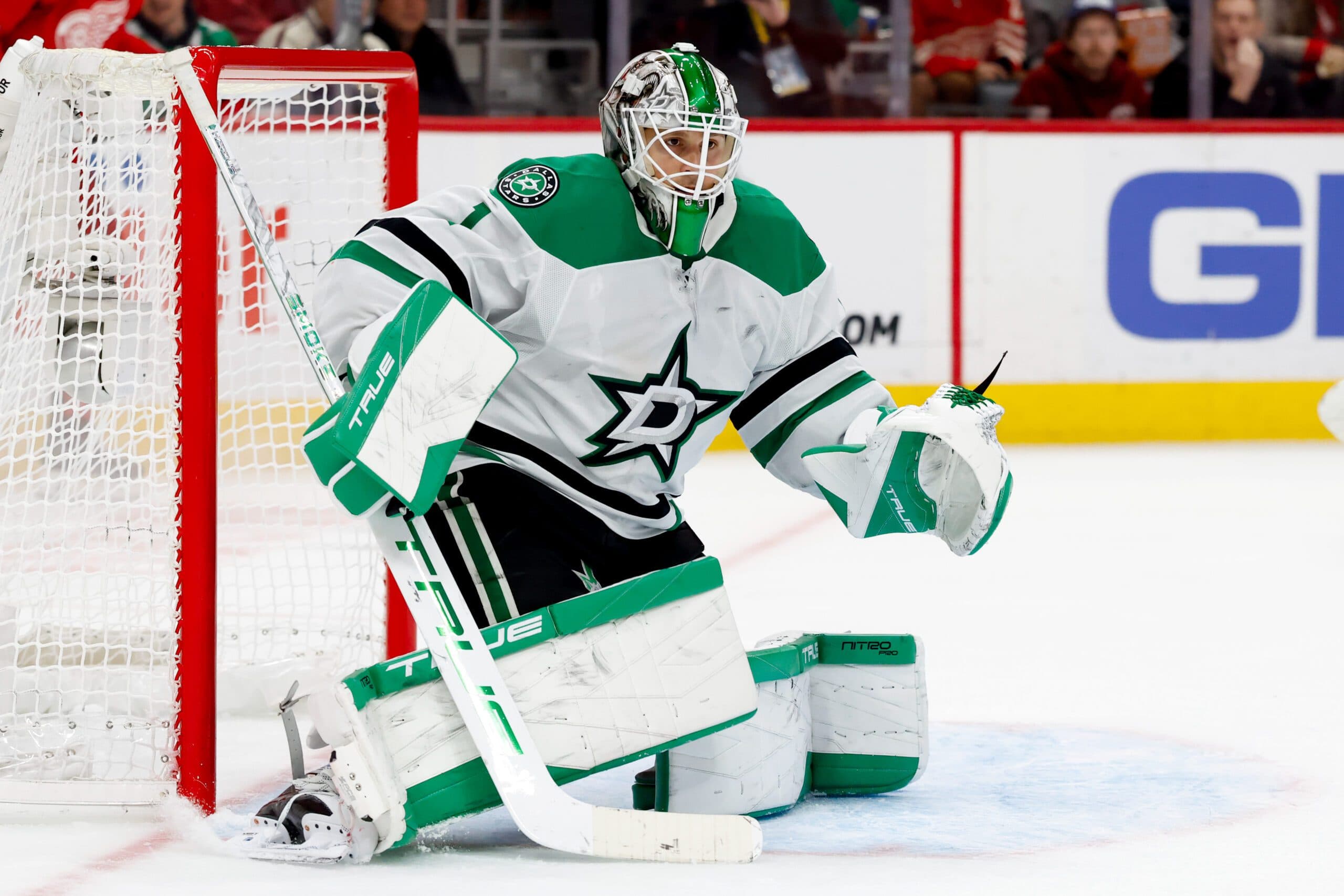 Stars’ Casey DeSmith granted personal leave of absence