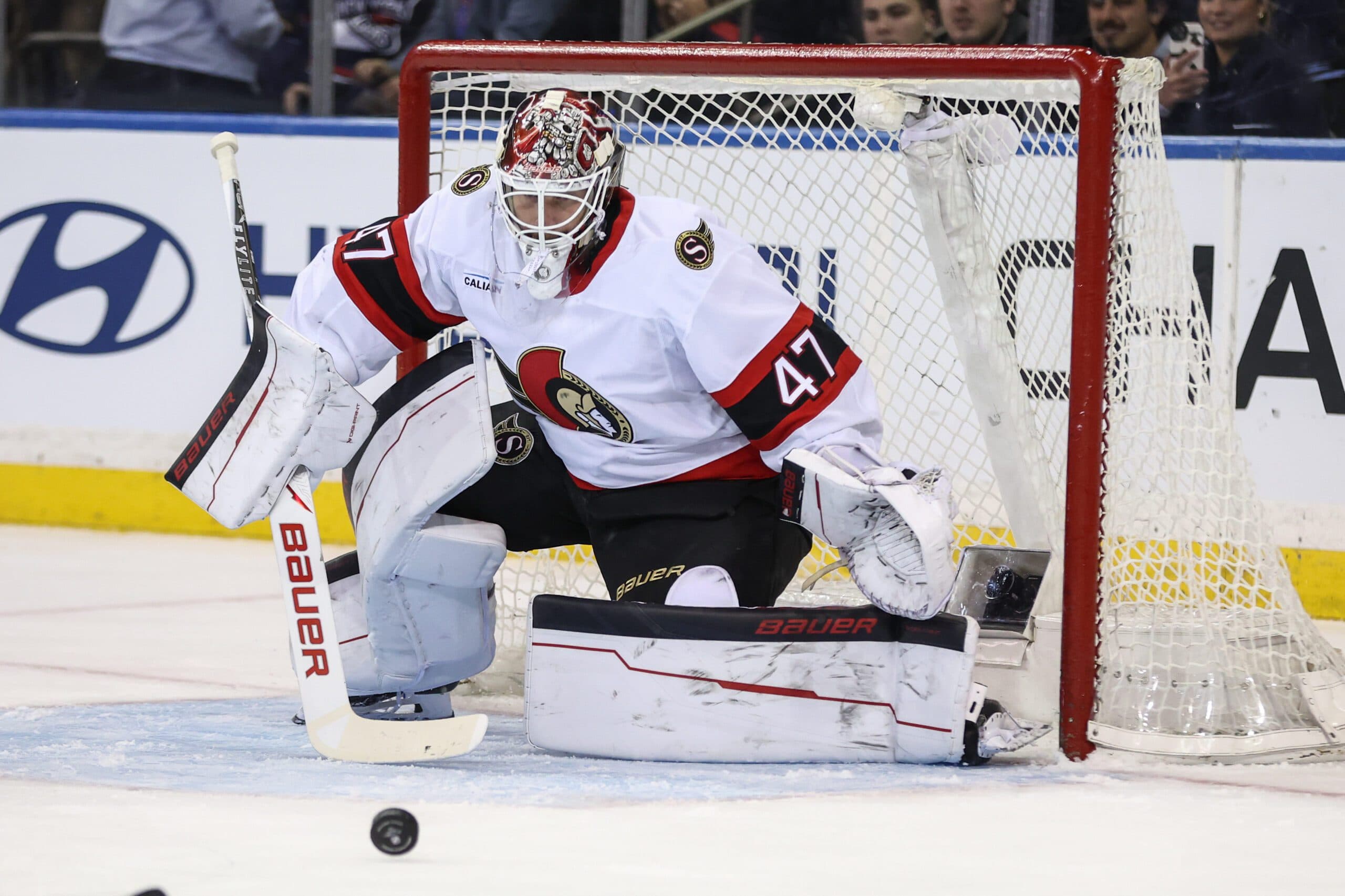 Shorthanded Senators put on defensive clinic against Rangers