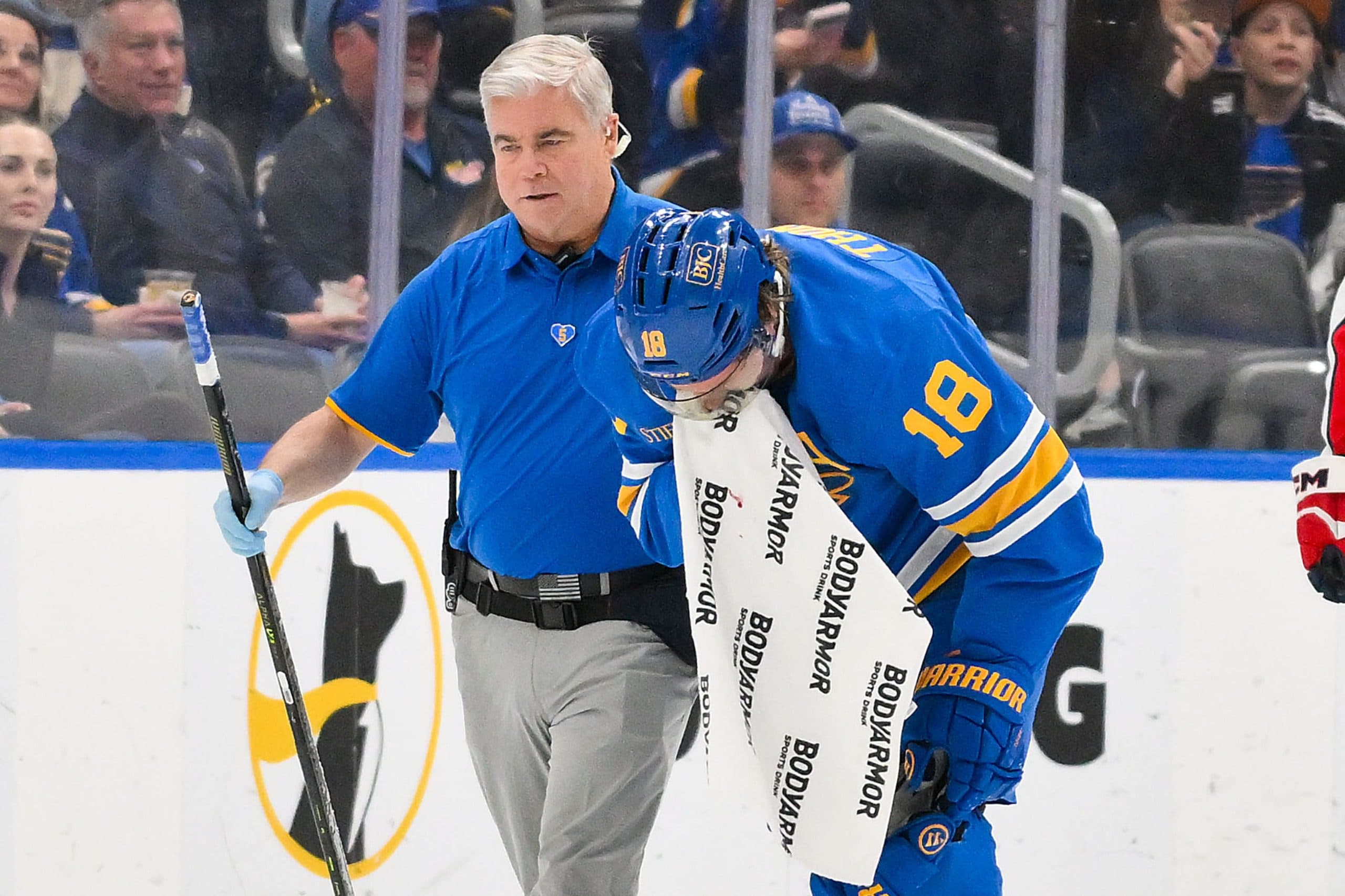 Blues’ Robert Thomas out day-to-day with upper-body injury