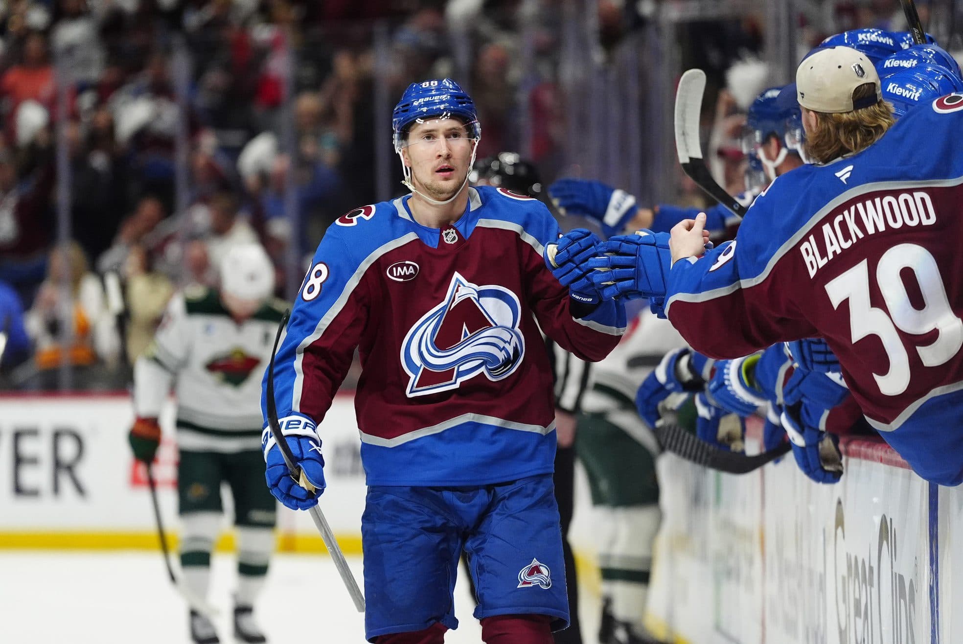 Stanley Cup Playoffs Day 18: Avalanche race past Wild for 2-0 series lead