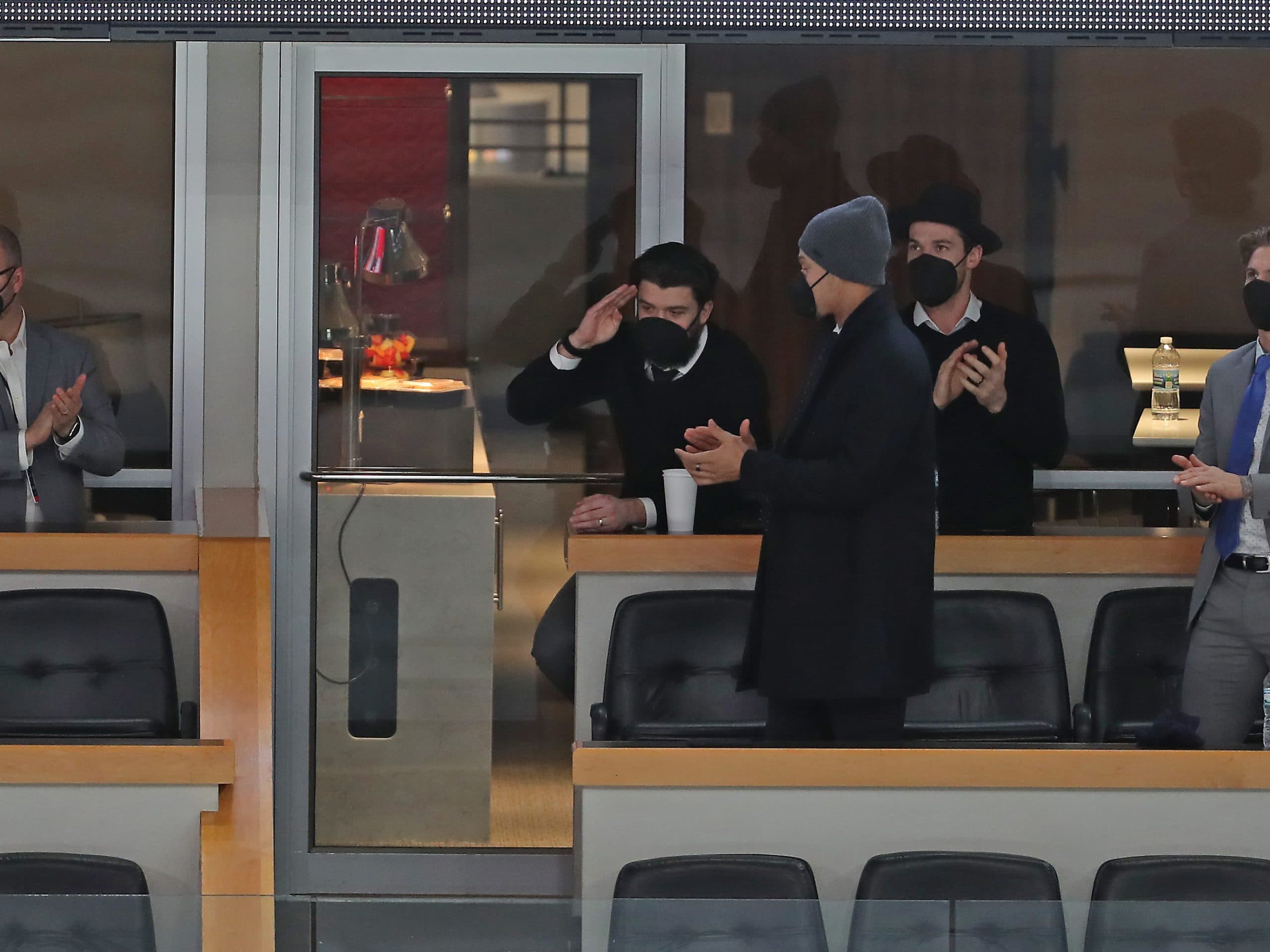 Tampa Bay Lightning acquire Brent Seabrook’s contract for Tyler Johnson and a second