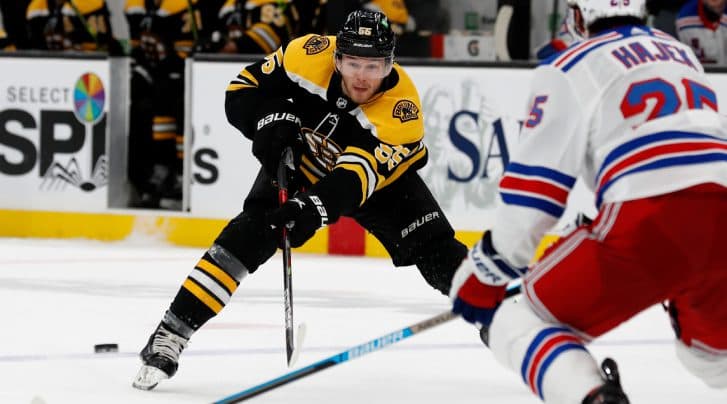 Seattle Kraken will reportedly take Jeremy Lauzon from the Boston Bruins