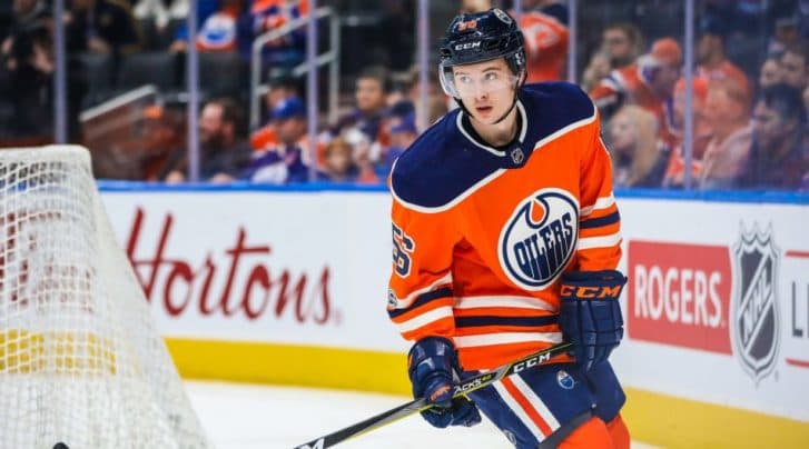 Kailer Yamamoto and the Edmonton Oilers agree to a one-year contract