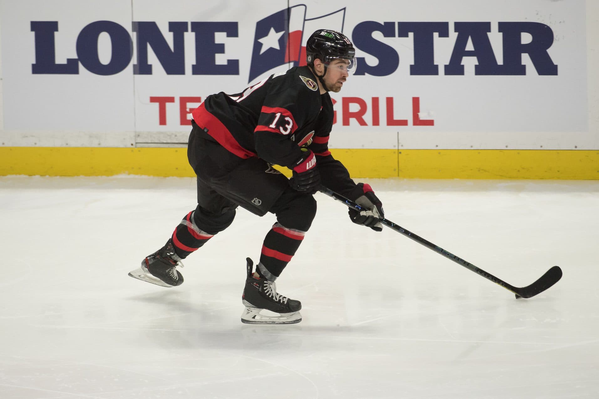 Ottawa Senators trade Zach Sanford to the Winnipeg Jets