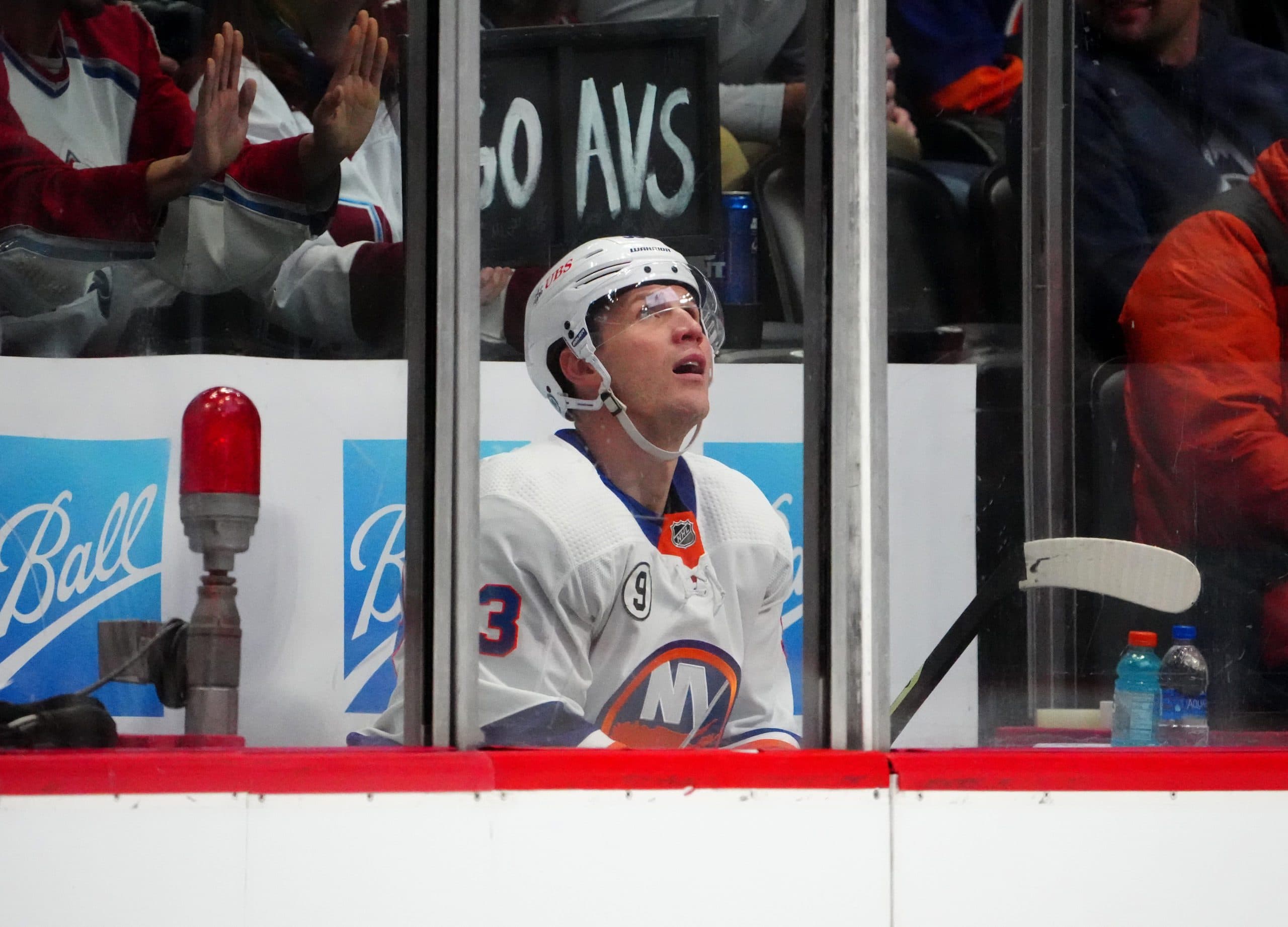 New York Islanders center Casey Cizikas suspended one game