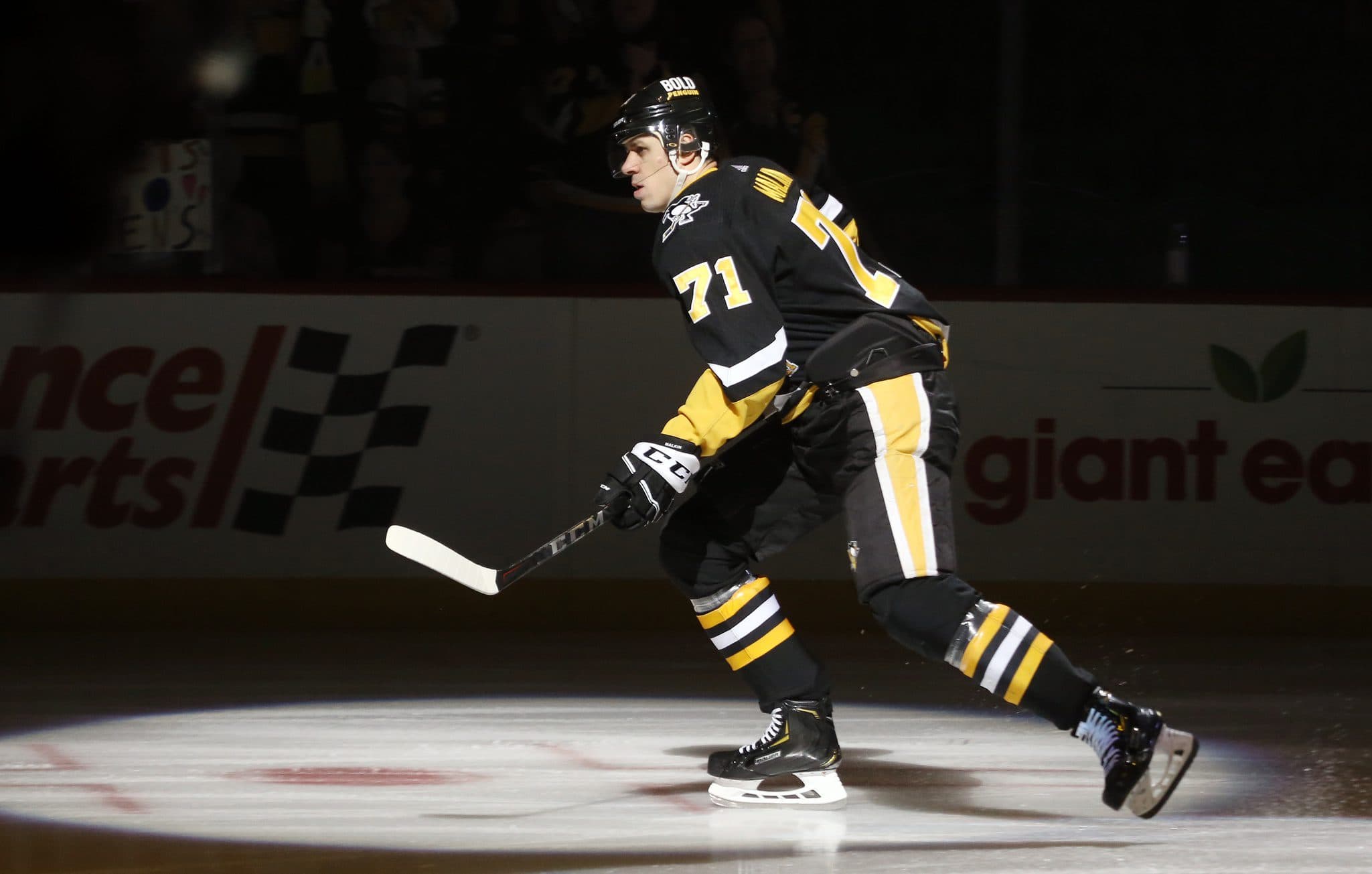 Report: Pending UFA center Evgeni Malkin decides to test the open market