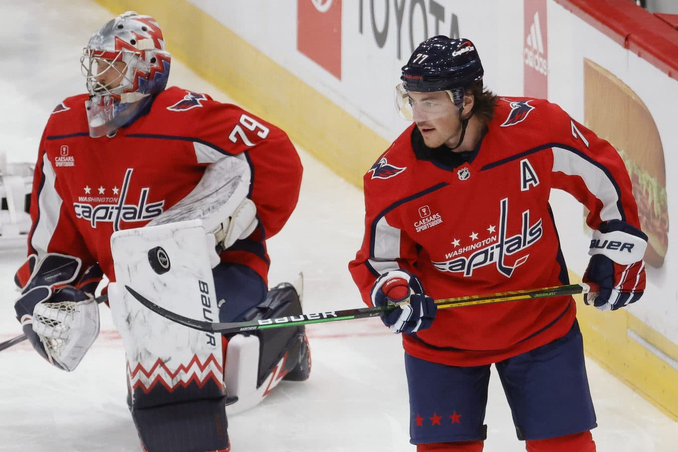 Capitals’ T.J. Oshie out indefinitely; John Carlson out day-to-day