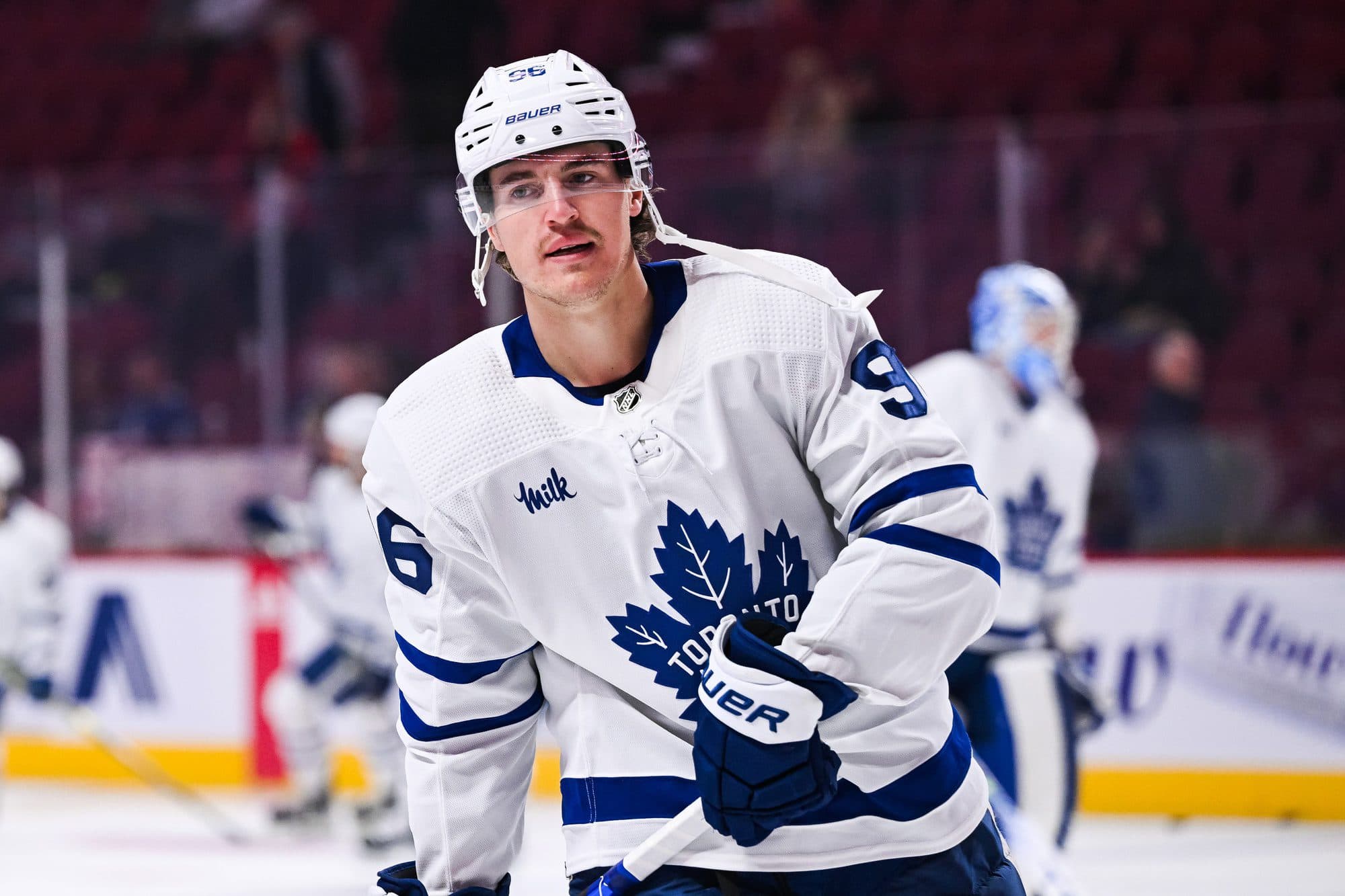 Washington Capitals claim Nicolas Aube-Kubel off waivers from Toronto Maple Leafs