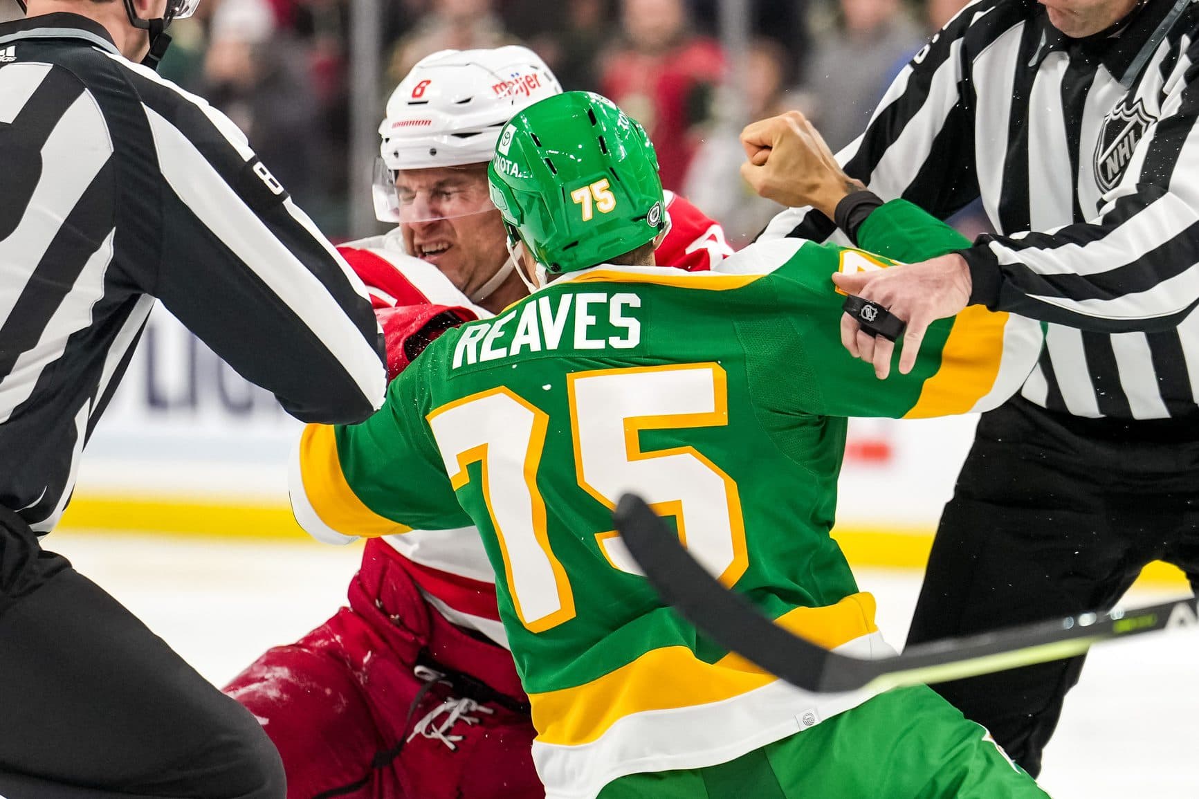 Daily Faceoff Live: Should Ryan Reaves be suspended for his hit on Filip Hronek?