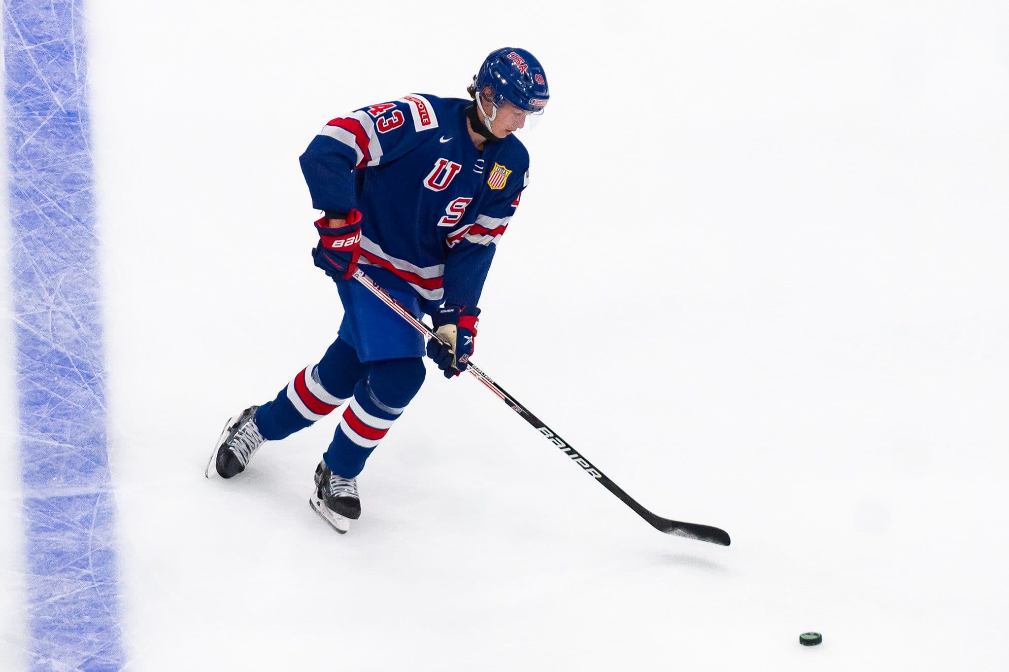 USA wins world junior bronze after wild game against Sweden