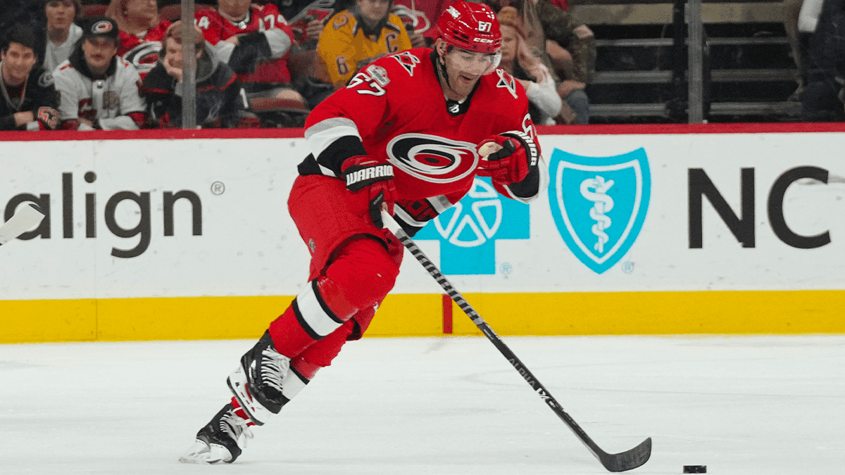 Carolina Hurricanes Max Pacioretty leaves game with lower-body injury