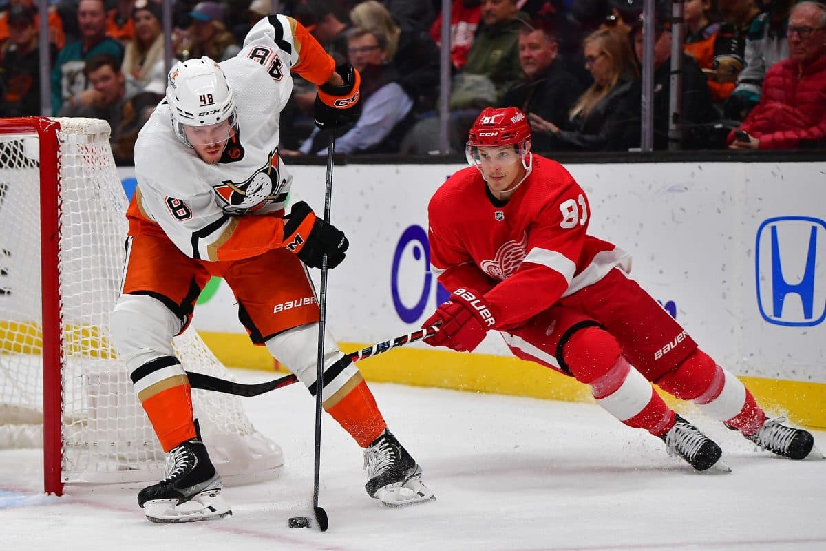 Buffalo Sabres trade Chase Priskie to Anaheim Ducks for Austin Strand