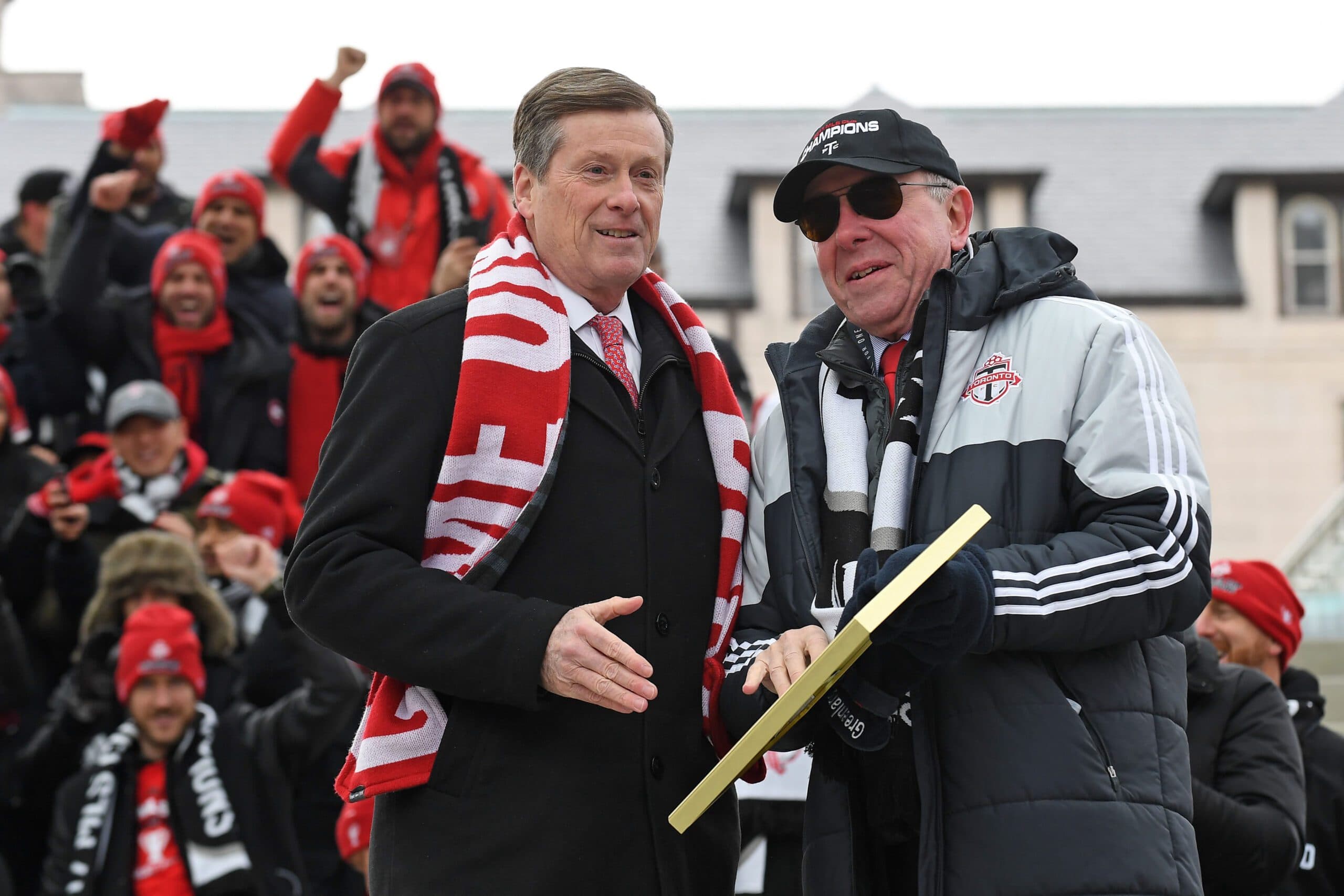 Toronto Maple Leafs parent company nearing stake sale