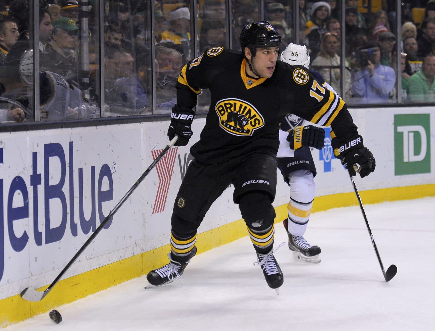 Report: Milan Lucic will return to the Boston Bruins