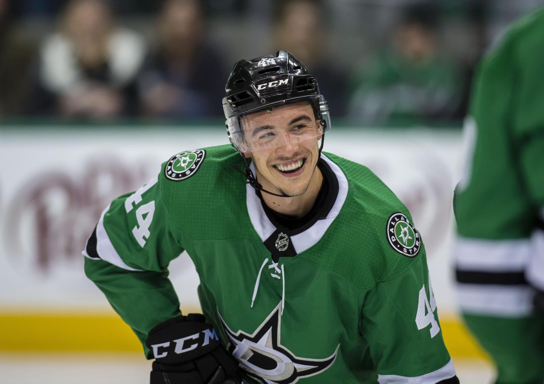 Gavin Bayreuther signs one-year, $775,000 deal with Dallas Stars