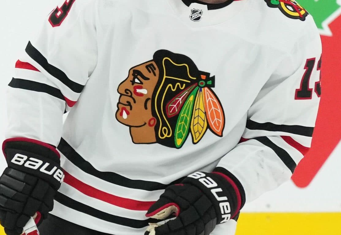 Chicago Blackhawks sign forward Samuel Savoie to entry-level contract