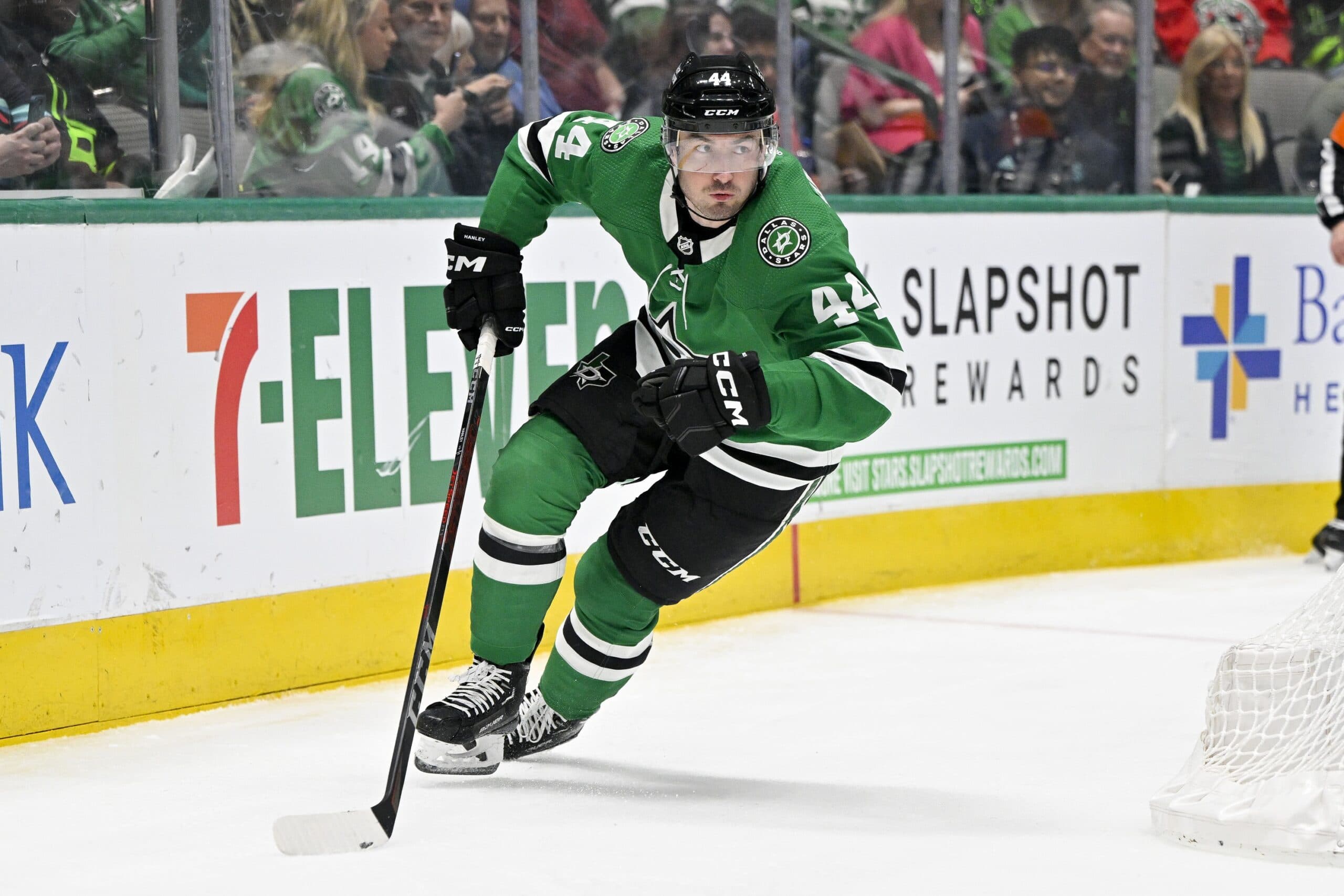 Stars’ Joel Hanley, Kings’ Aaron Dell, Penguins’ Matthew Phillips placed on waivers