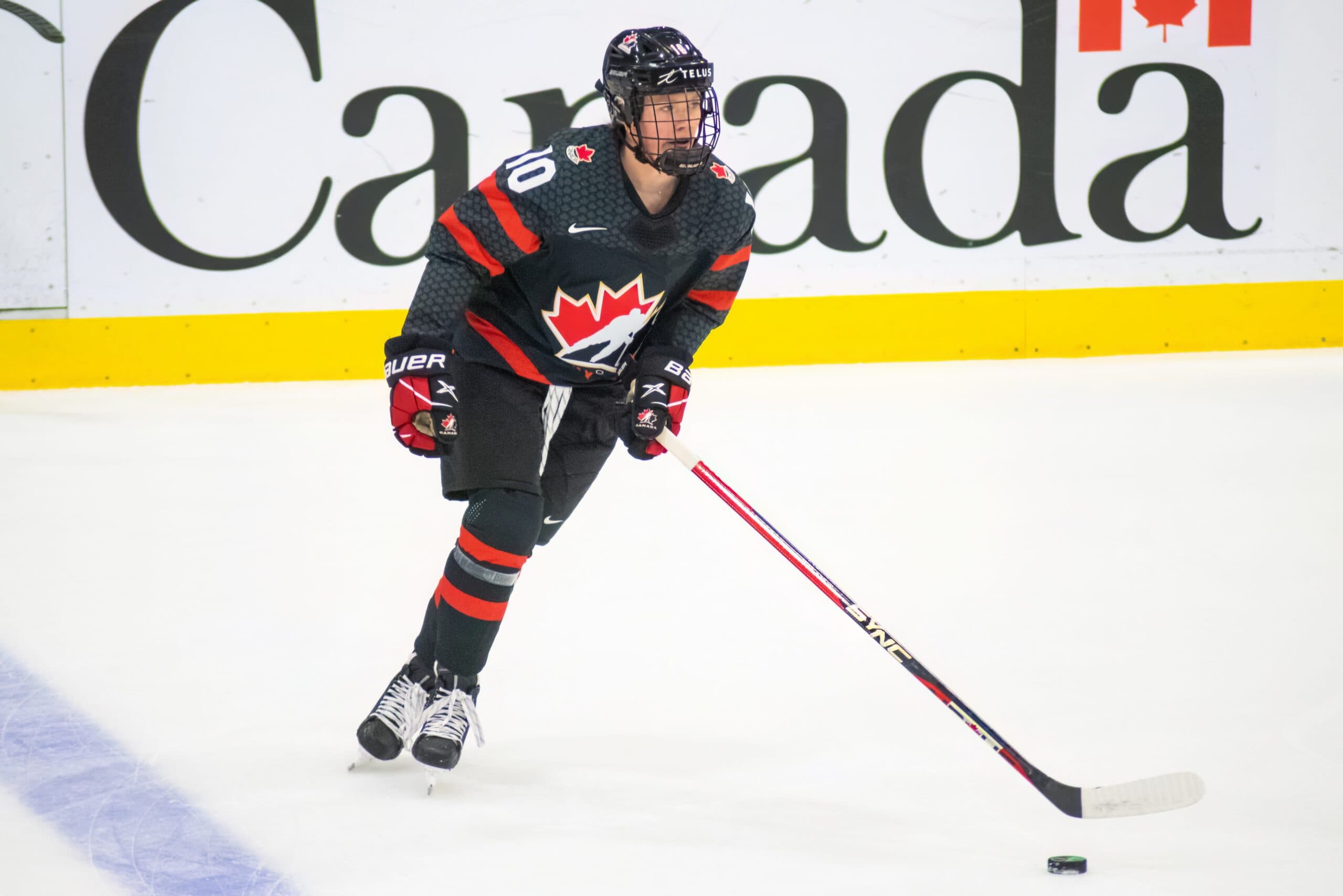 New York Sirens sign Sarah Fillier to one-year contract