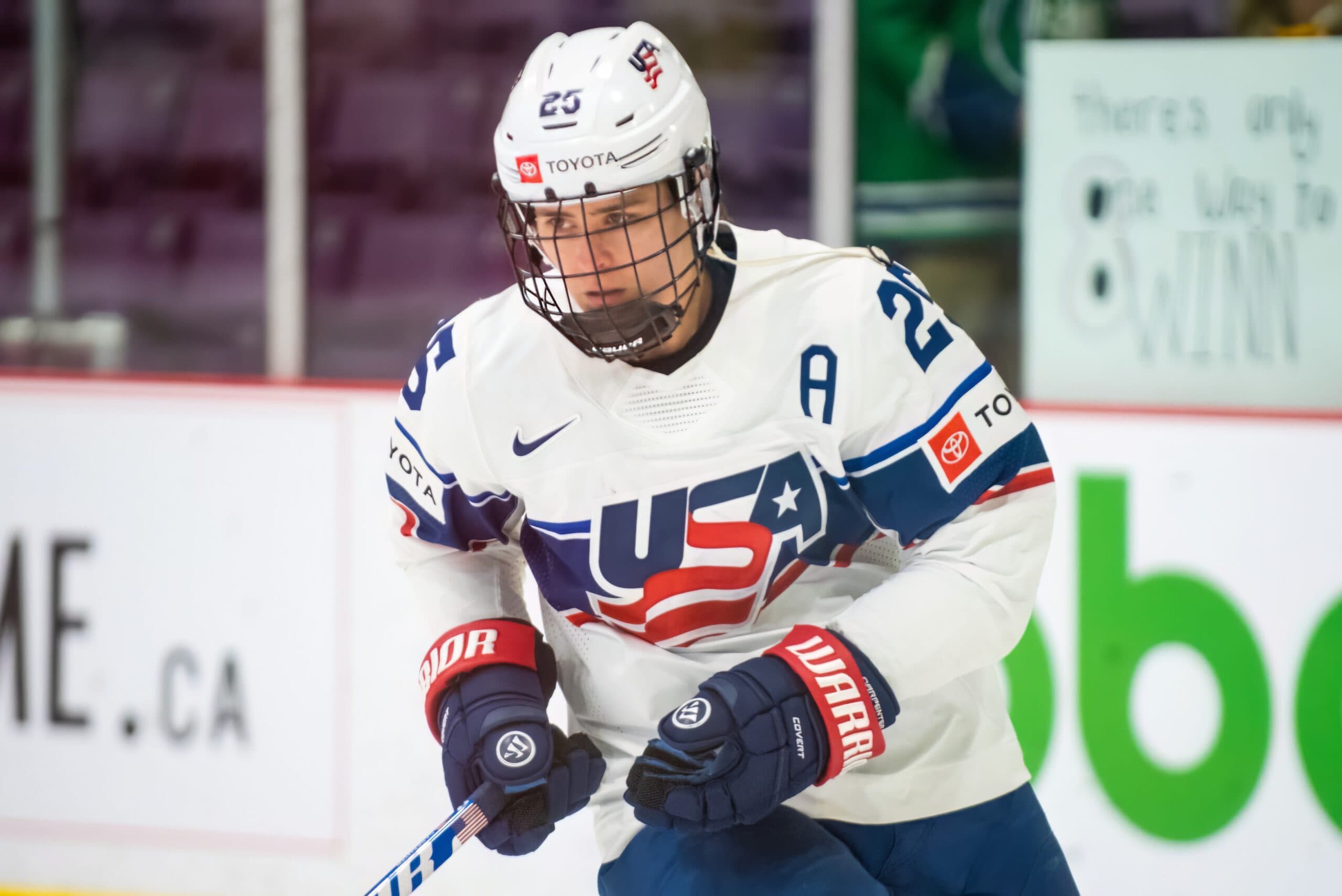 Report: Alex Carpenter, Abby Roque expected to be New York’s first PWHL signings