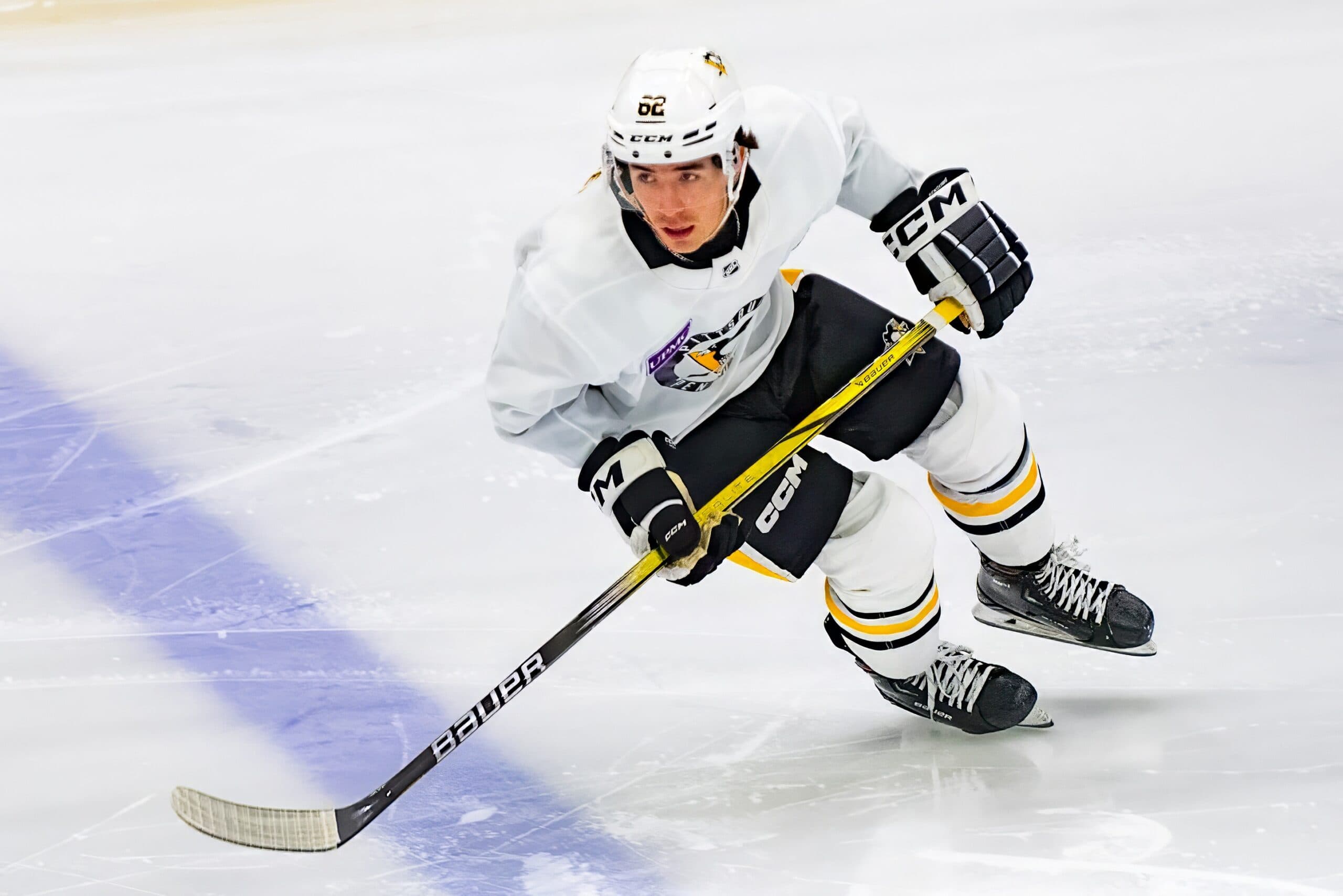 Penguins sign Brayden Yager to three-year, entry-level contract