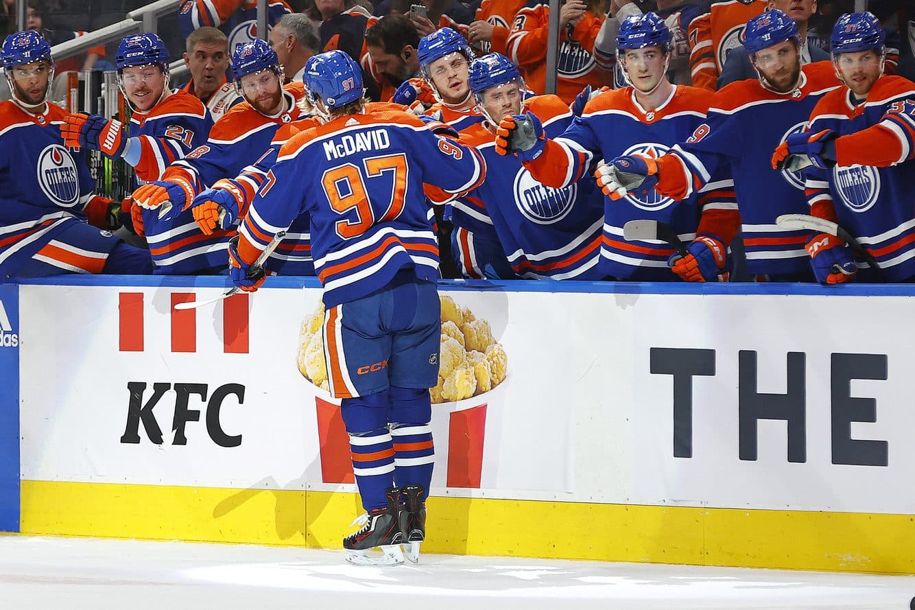 Edmonton Oilers’ Connor McDavid becomes fifth-fastest player to reach 900 points