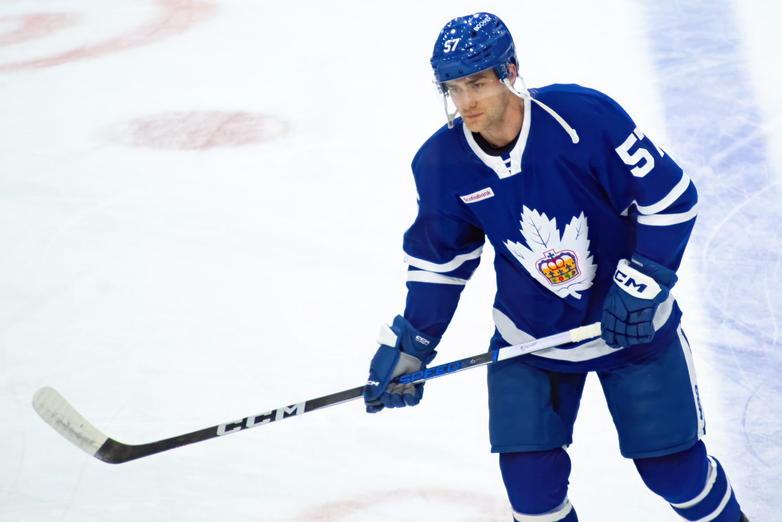 Columbus Blue Jackets sign Dylan Gambrell to one-year, two-way contract