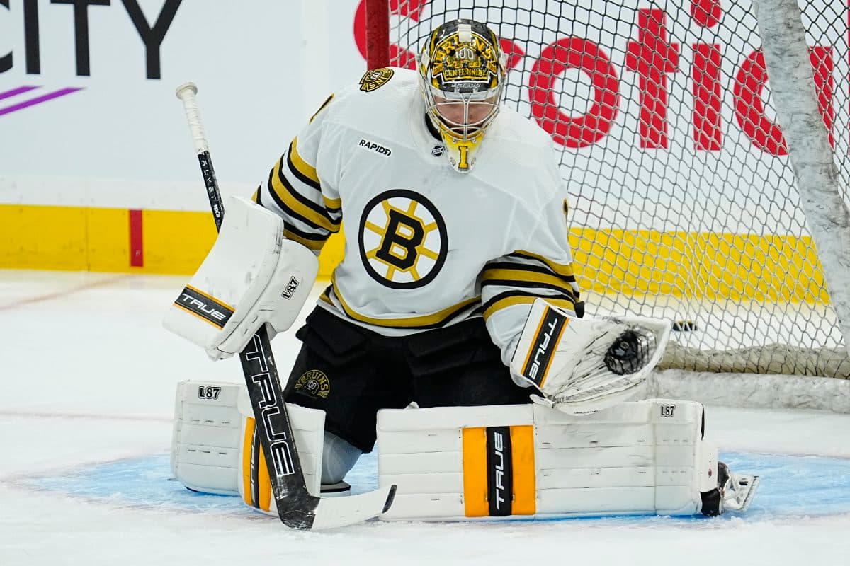 Bruins’ Jeremy Swayman will not report to team until contract is done
