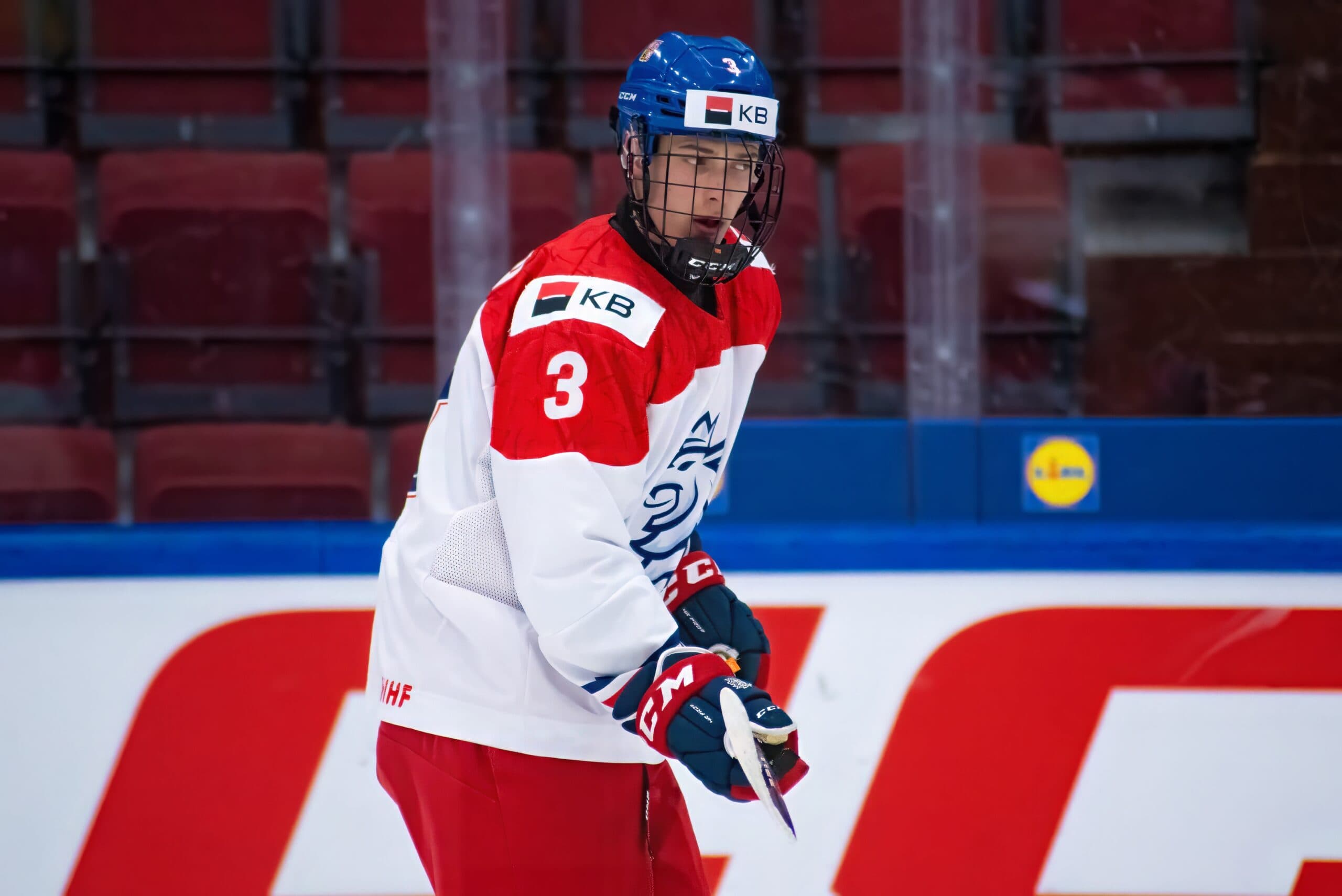 Sabres select Radim Mrtka No. 9 overall in 2025 NHL Draft