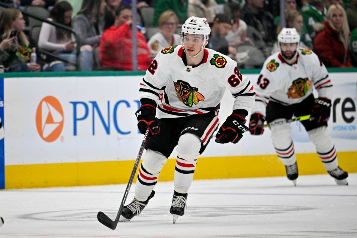 Chicago Blackhawks forward Brett Seney