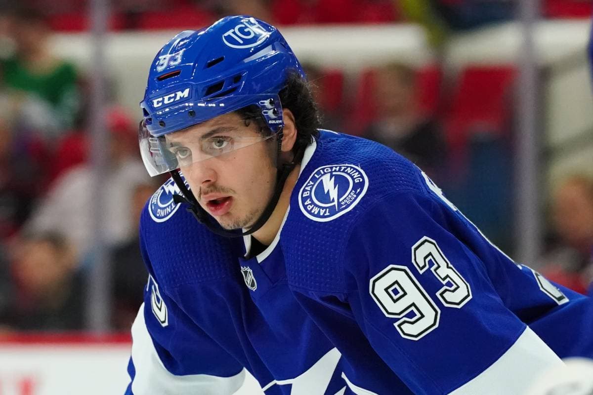 Lightning sign Gage Goncalves to one-year, two-way contract