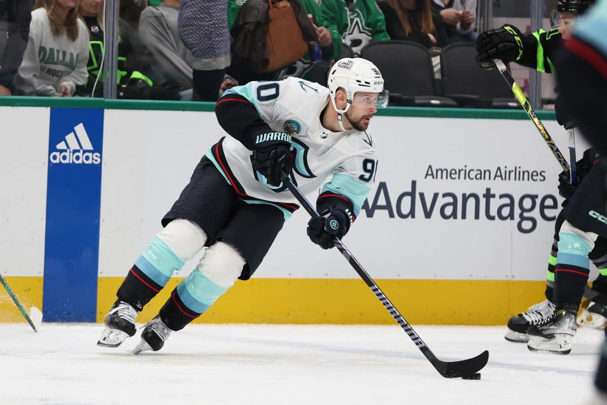 Devils sign Tomas Tatar to one-year, $1.8M contract