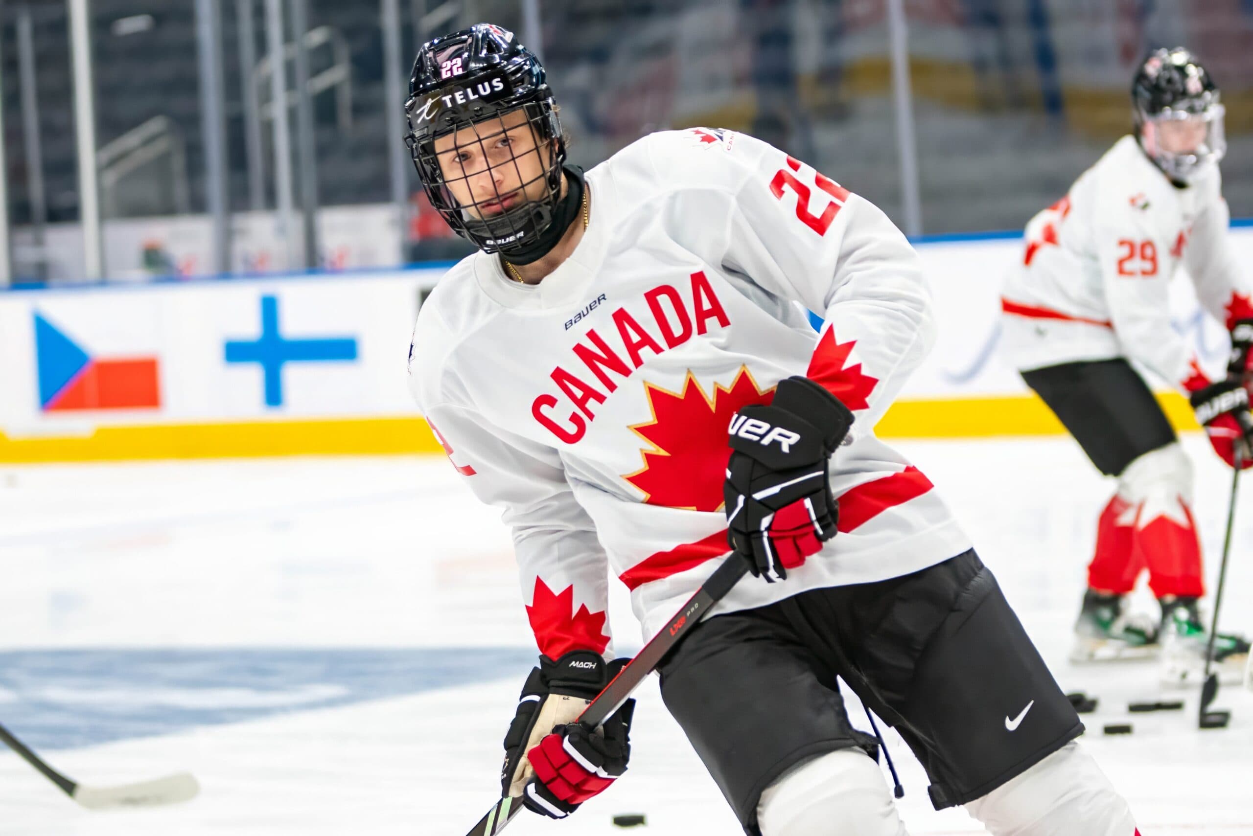 Penguins select Benjamin Kindel No. 11 overall in 2025 NHL Draft