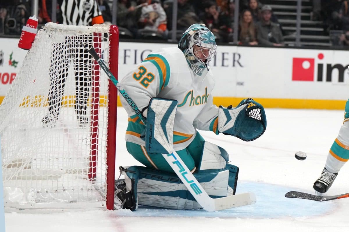 San Jose Sharks goaltender Eetu Makiniemi