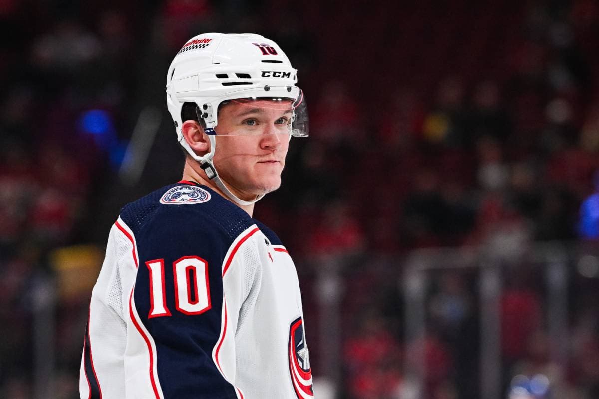 Blue Jackets’ Dmitri Voronkov leaves preseason game vs. Penguins with upper-body injury