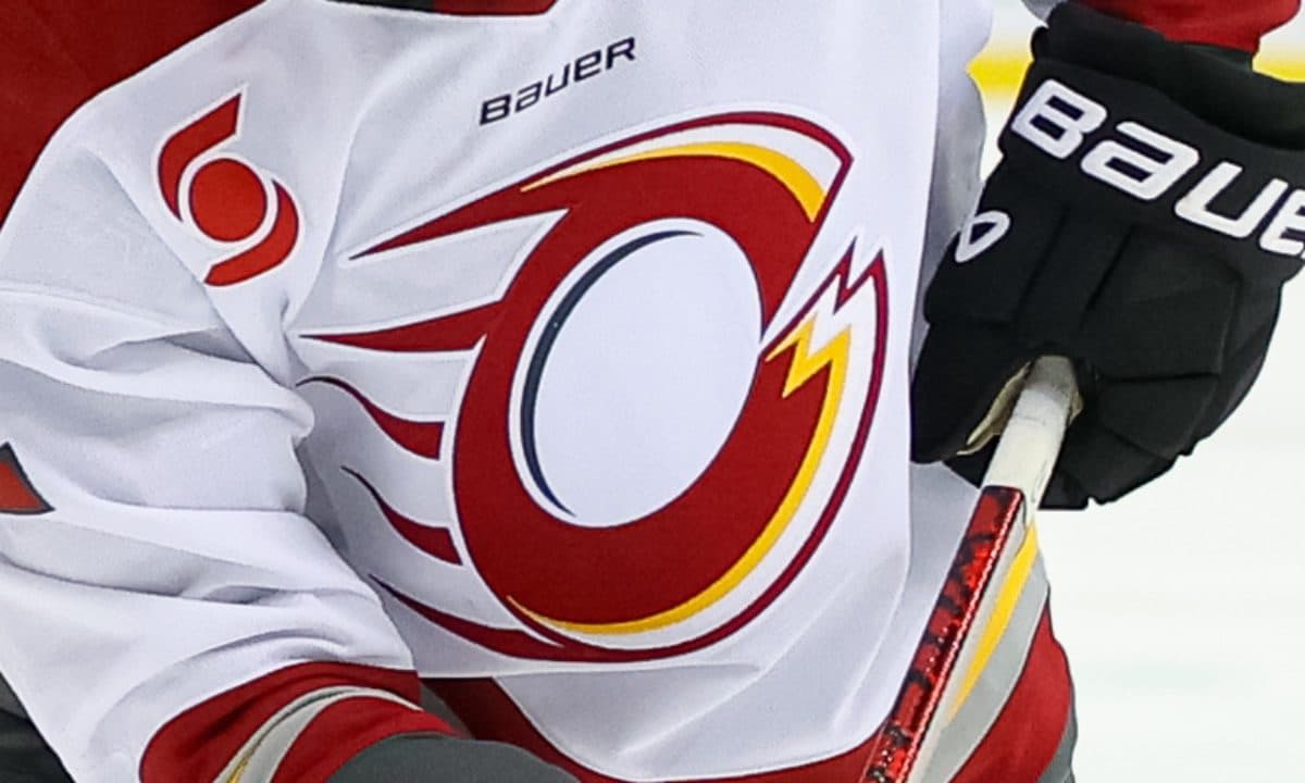 Charge acquire Jocelyne Larocque, Victoria Bach from Sceptres for Savannah Harmon, Hayley Scamurra