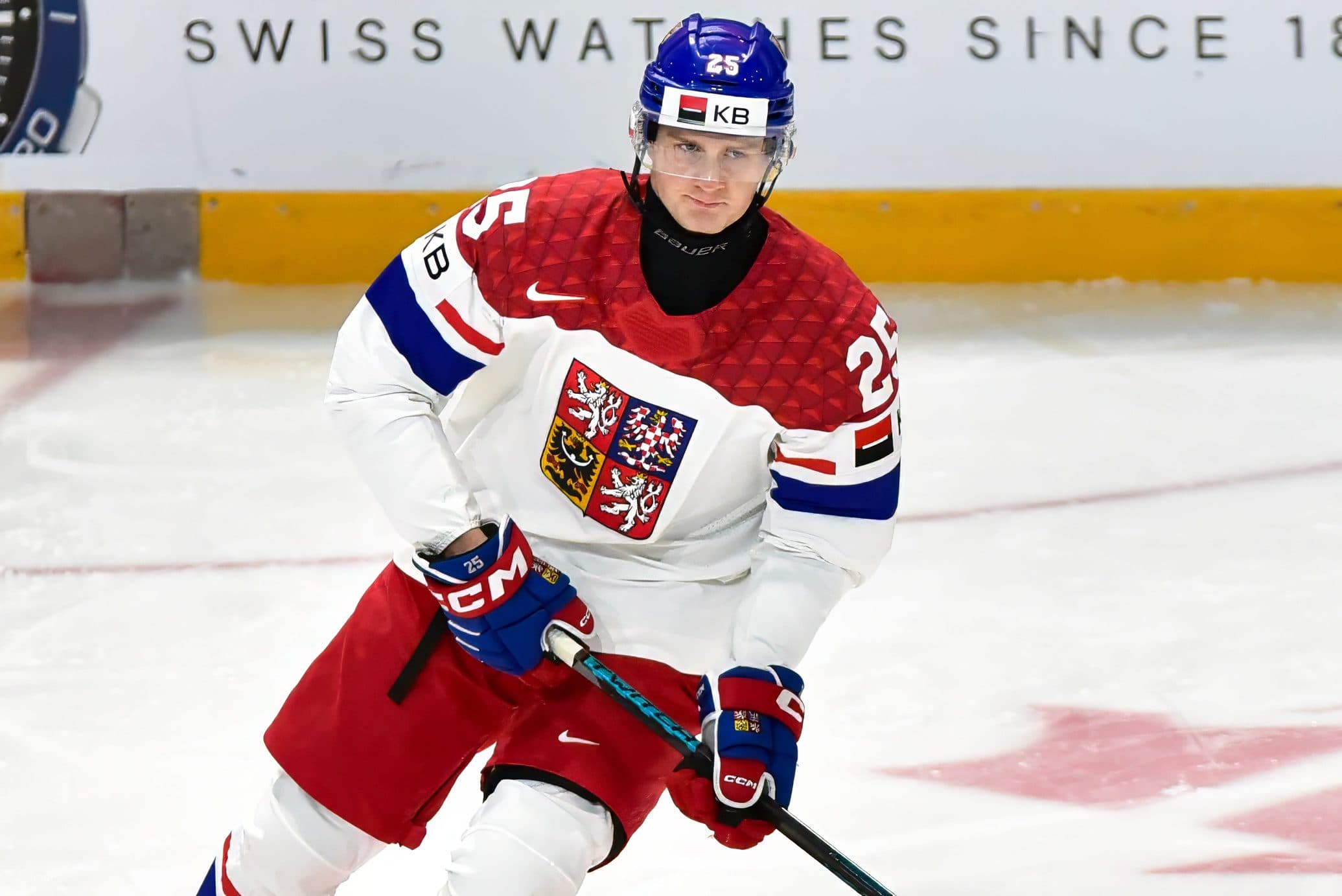 Blackhawks sign Jiri Felcman to entry-level contract