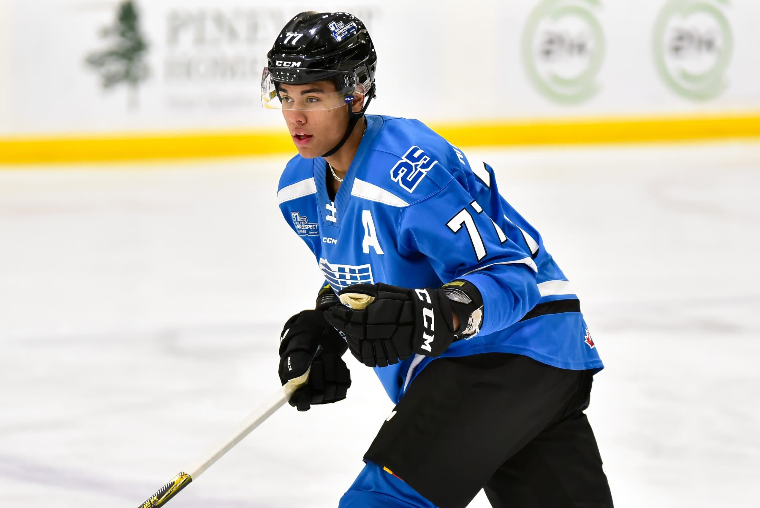 Islanders select Kashawn Aitcheson No. 17 overall in 2025 NHL Draft